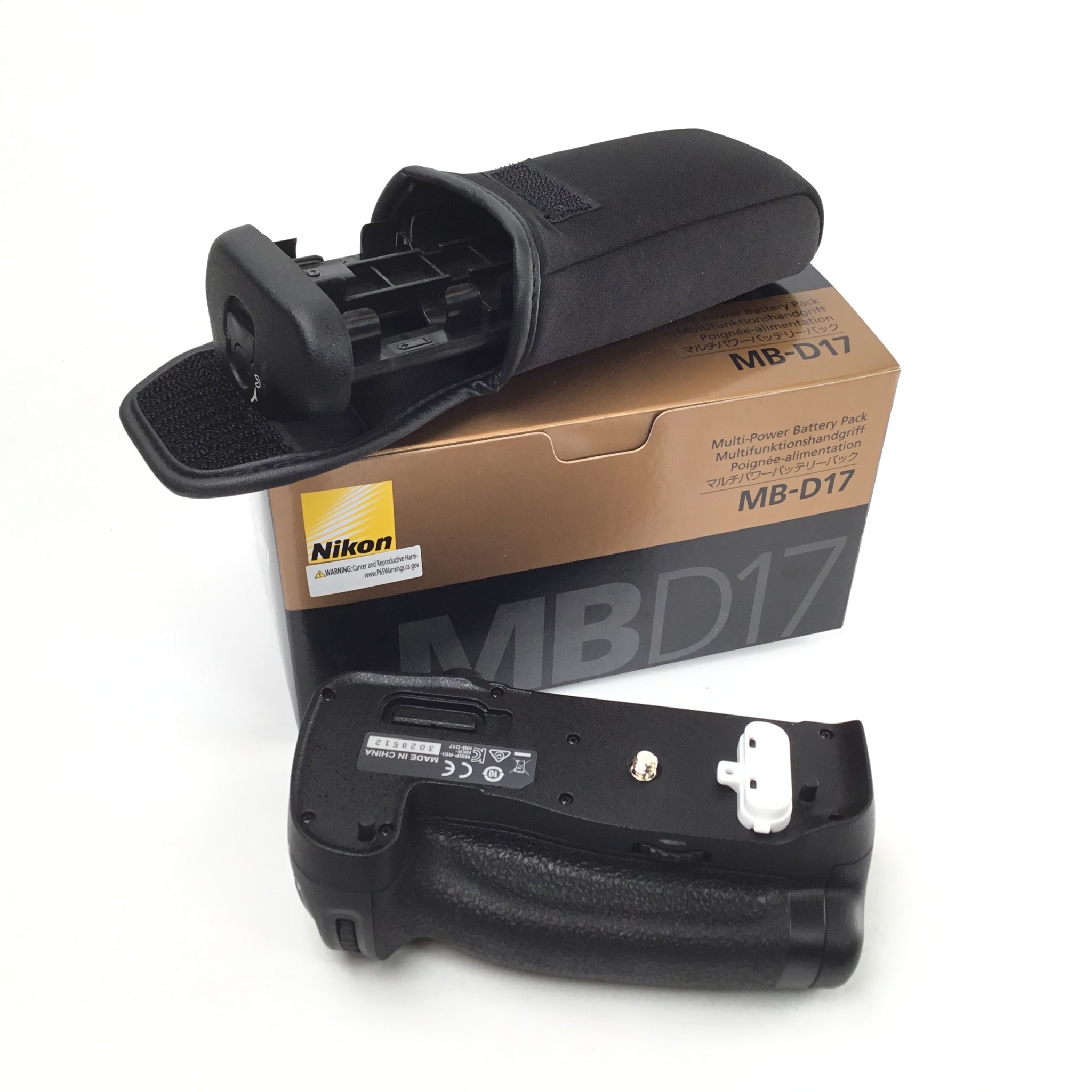 Nikon MB-D17 Battery Grip for D500 in Box Used LN - Biggs Camera