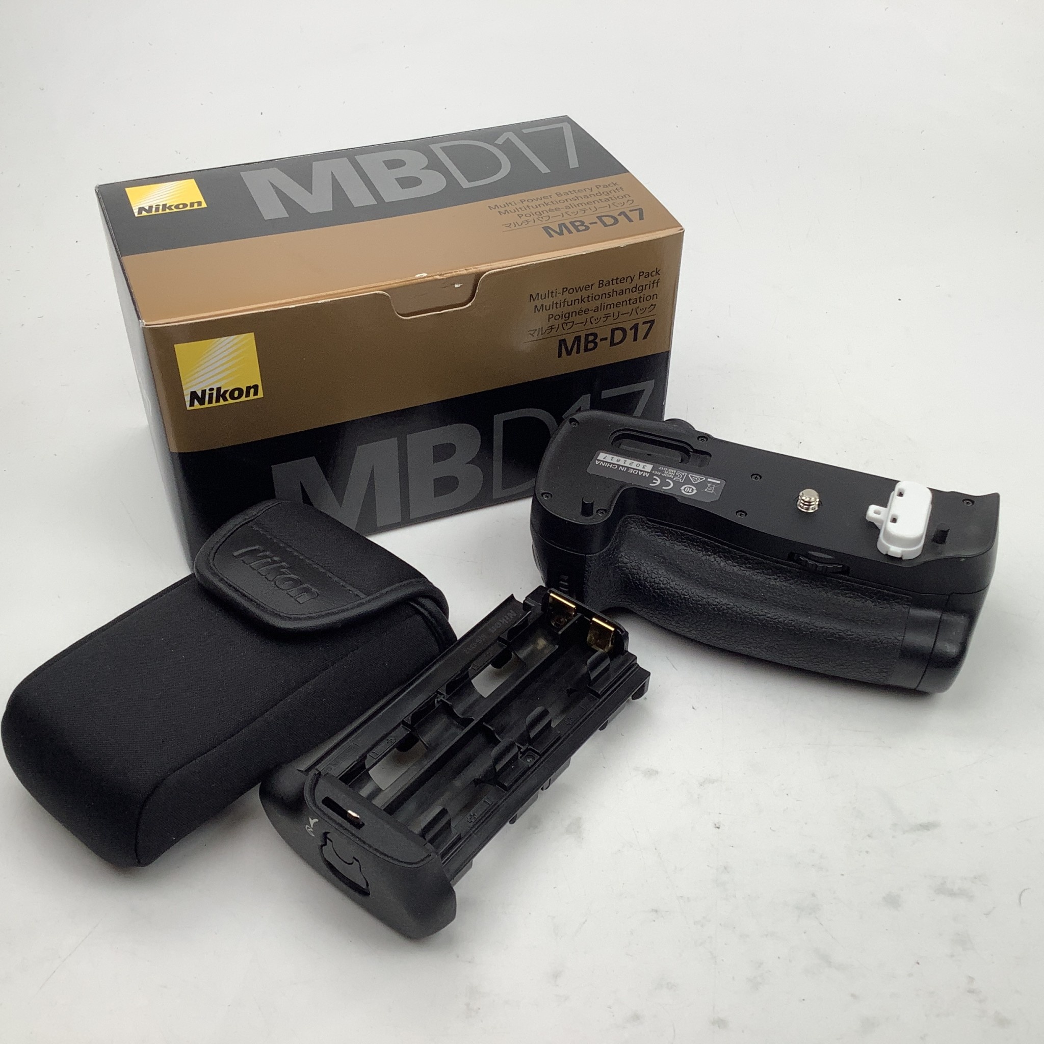 NIKON Nikon MB-D17 Grip for D500 in Box Used Good - Biggs