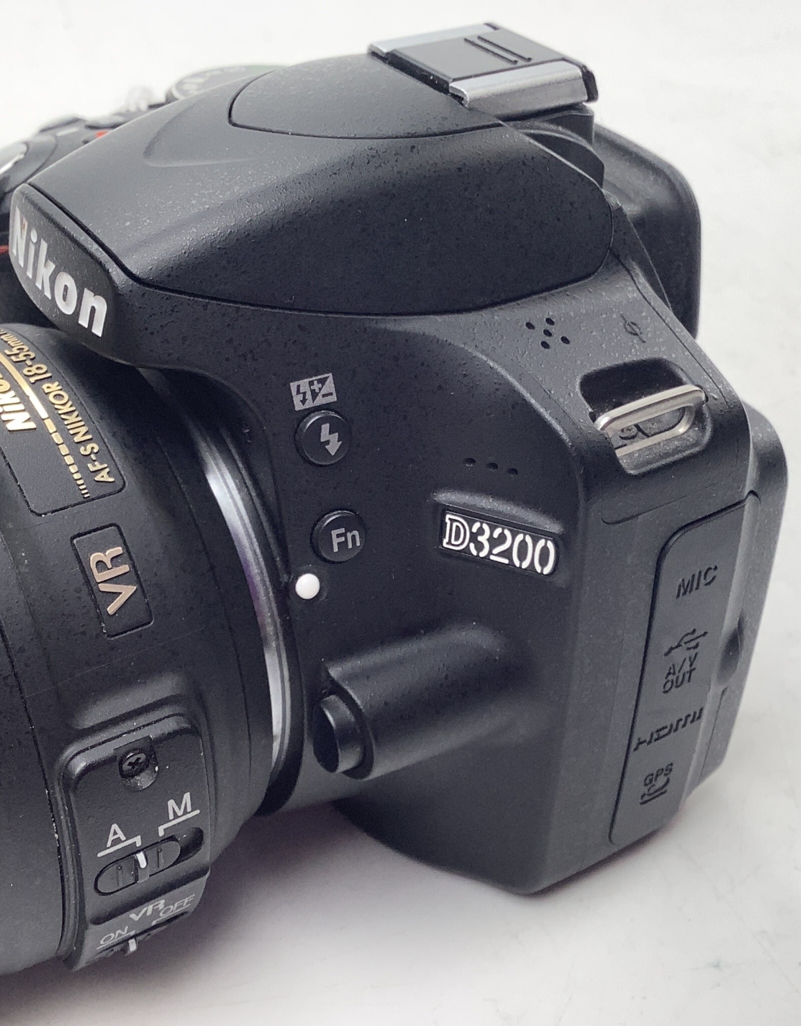 NIKON Nikon D3200 Camera with 18-55mm Lens Used Good