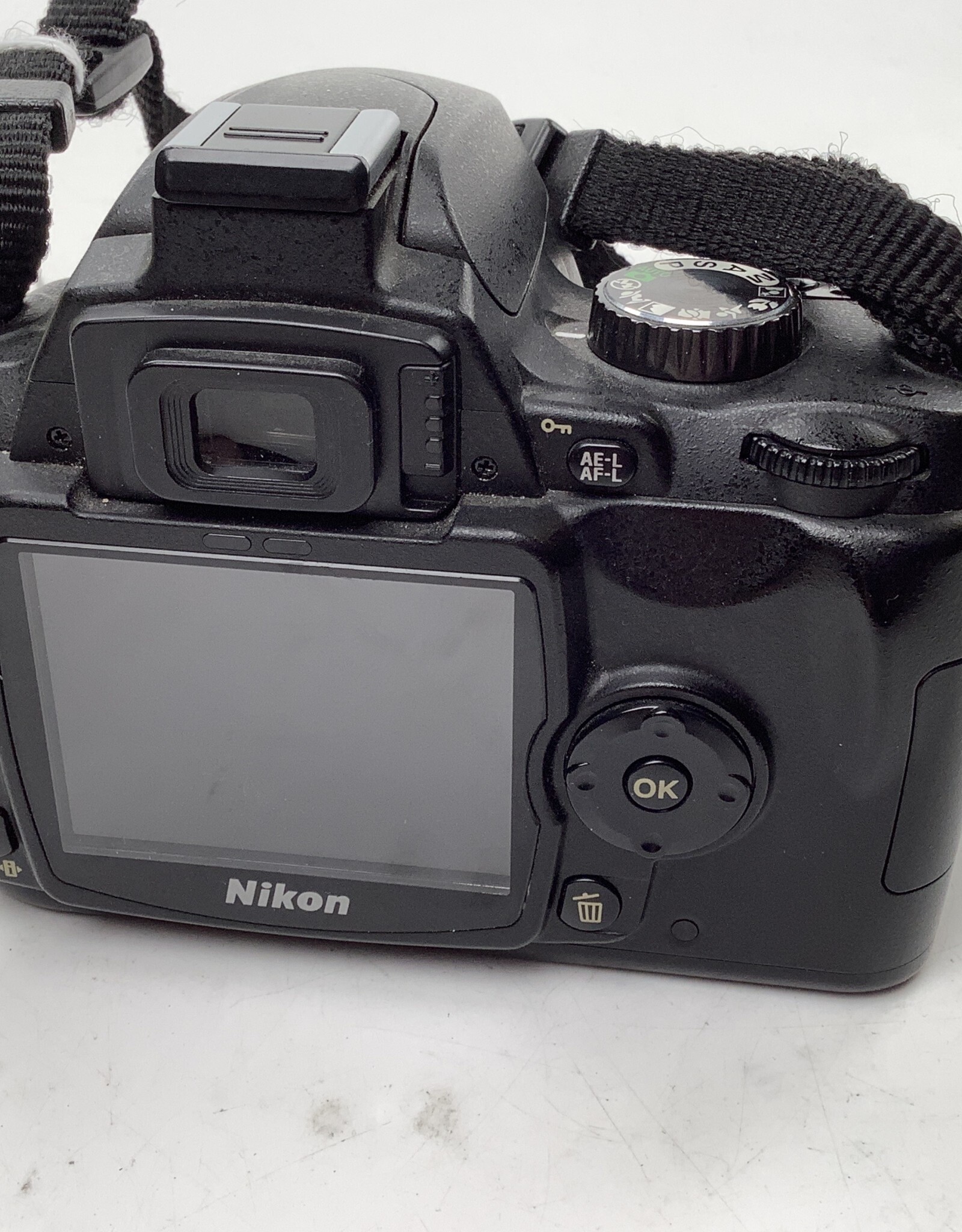 NIKON Nikon D60 Camera Body No Charger Used Good
