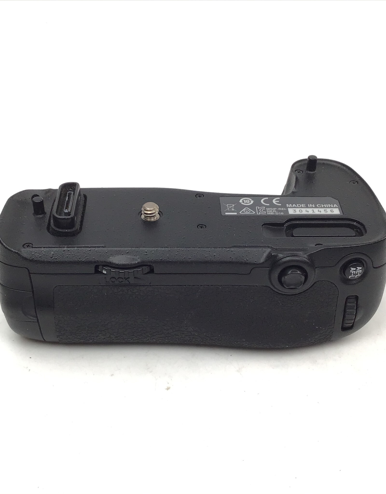 NIKON Nikon MB-D16 Battery Grip for D750 Used Good