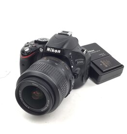 NIKON Nikon D5100 Camera w/ 18-55mm Used Good