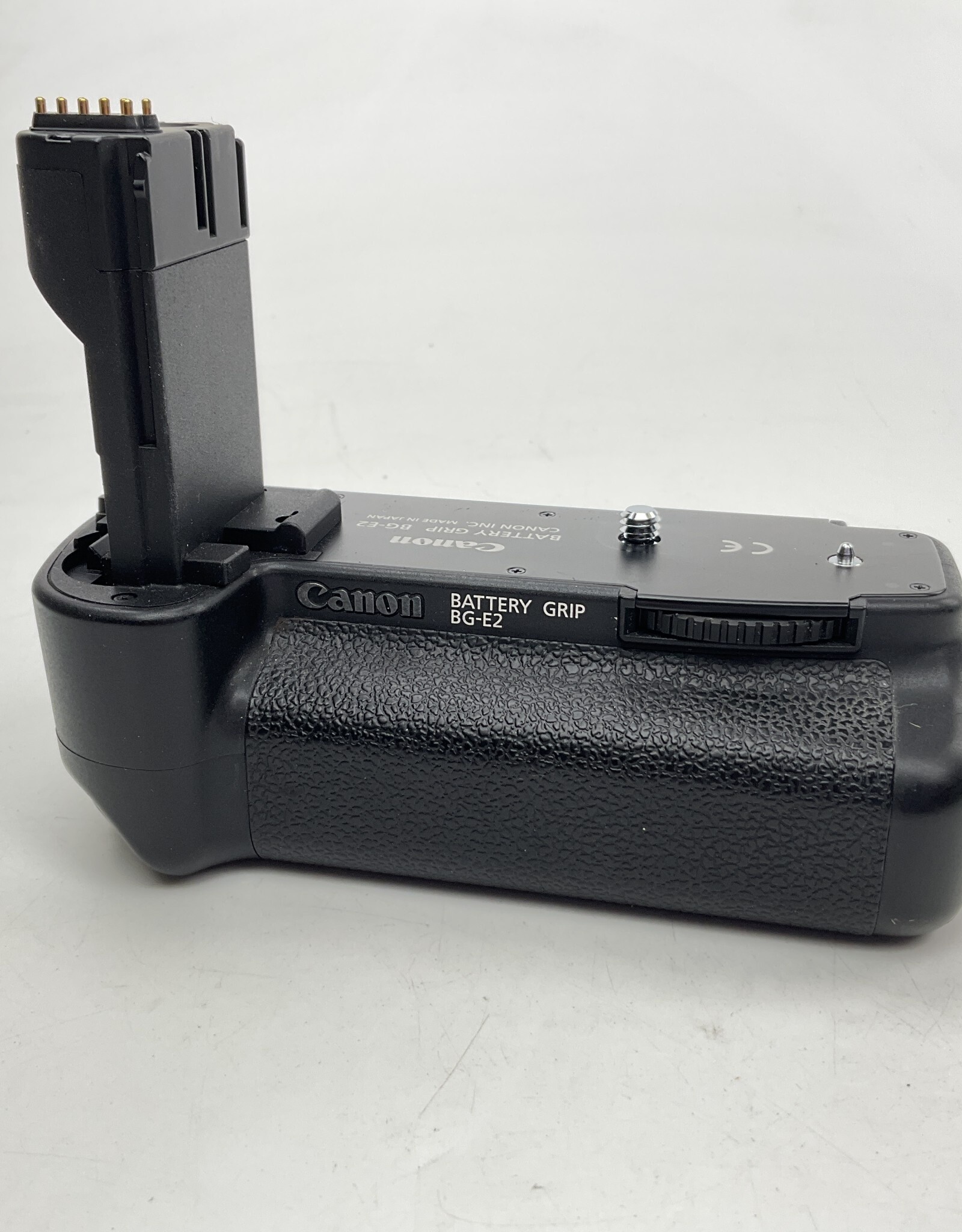 CANON Canon BG-E2 Battery Grip for 20D. 30D 50D Used Good