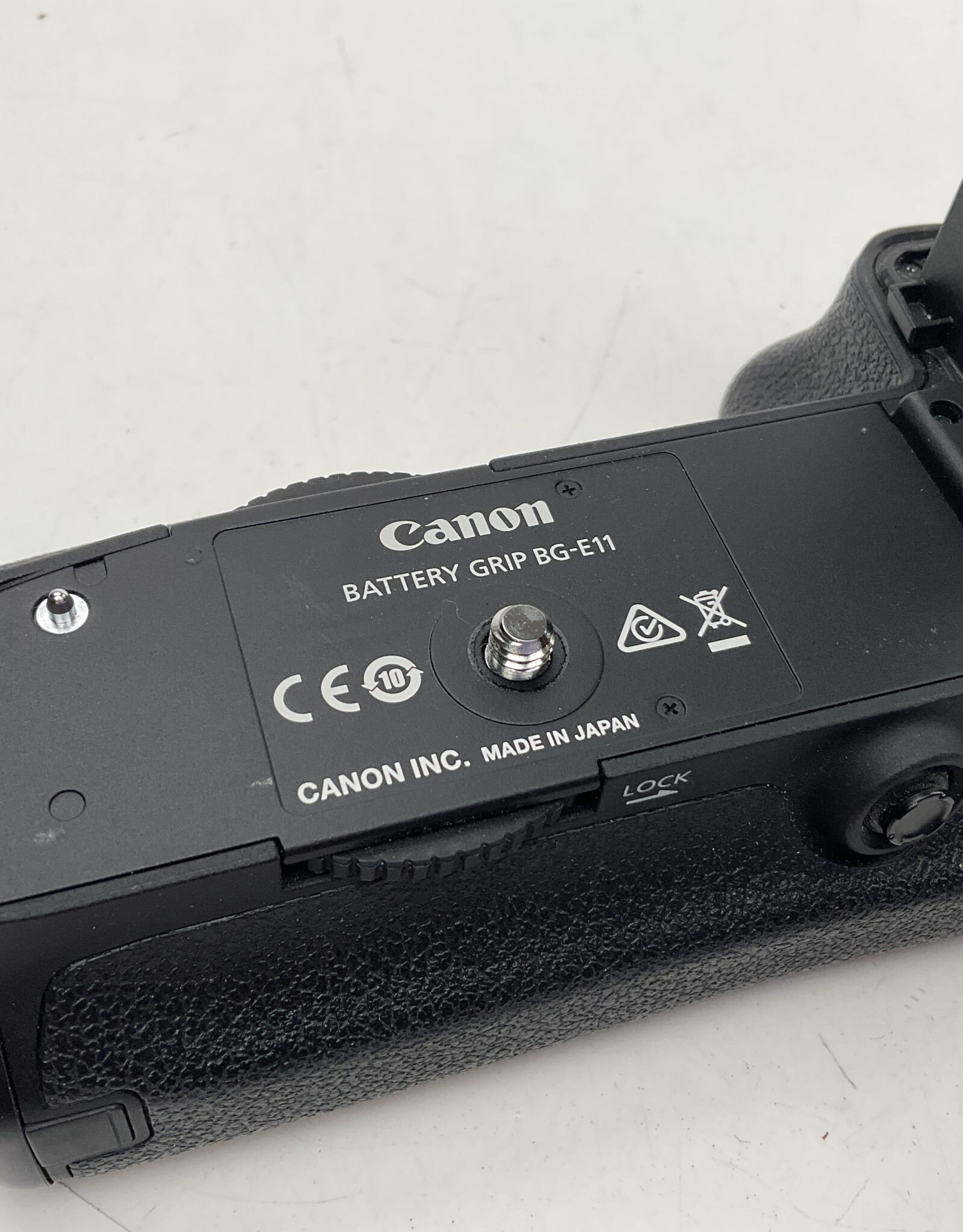 CANON Canon Battery Grip BG-E11 for 5D Mark III Used Fair