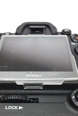 NIKON Nikon D7000 Camera w/ MD-11 Used Fair