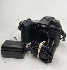 Lumix Panasonic Lumix G9 Camera w/ Charger Used Fair