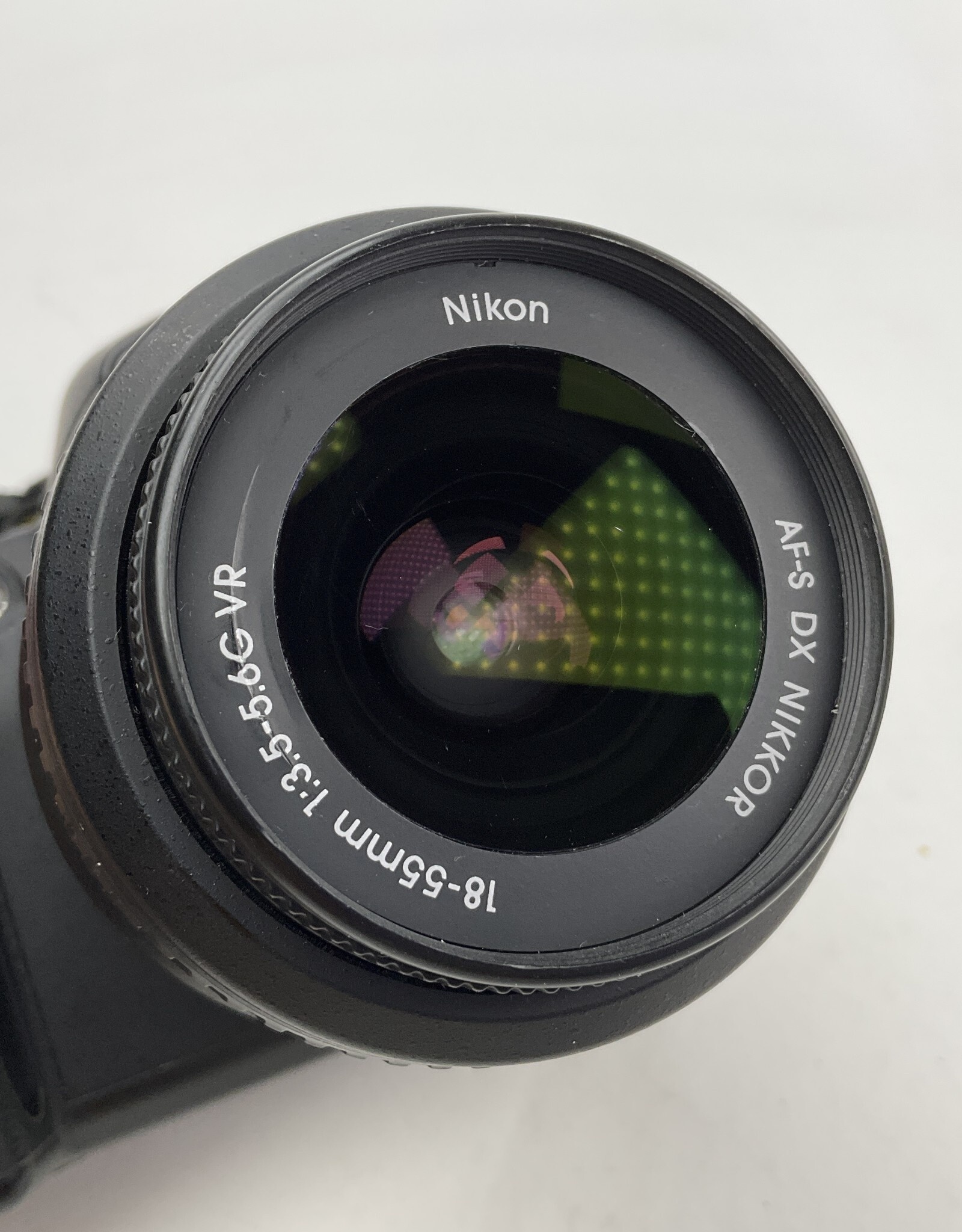 NIKON Nikon D5000 Camera Body w/ 18-55mm VR Used Good