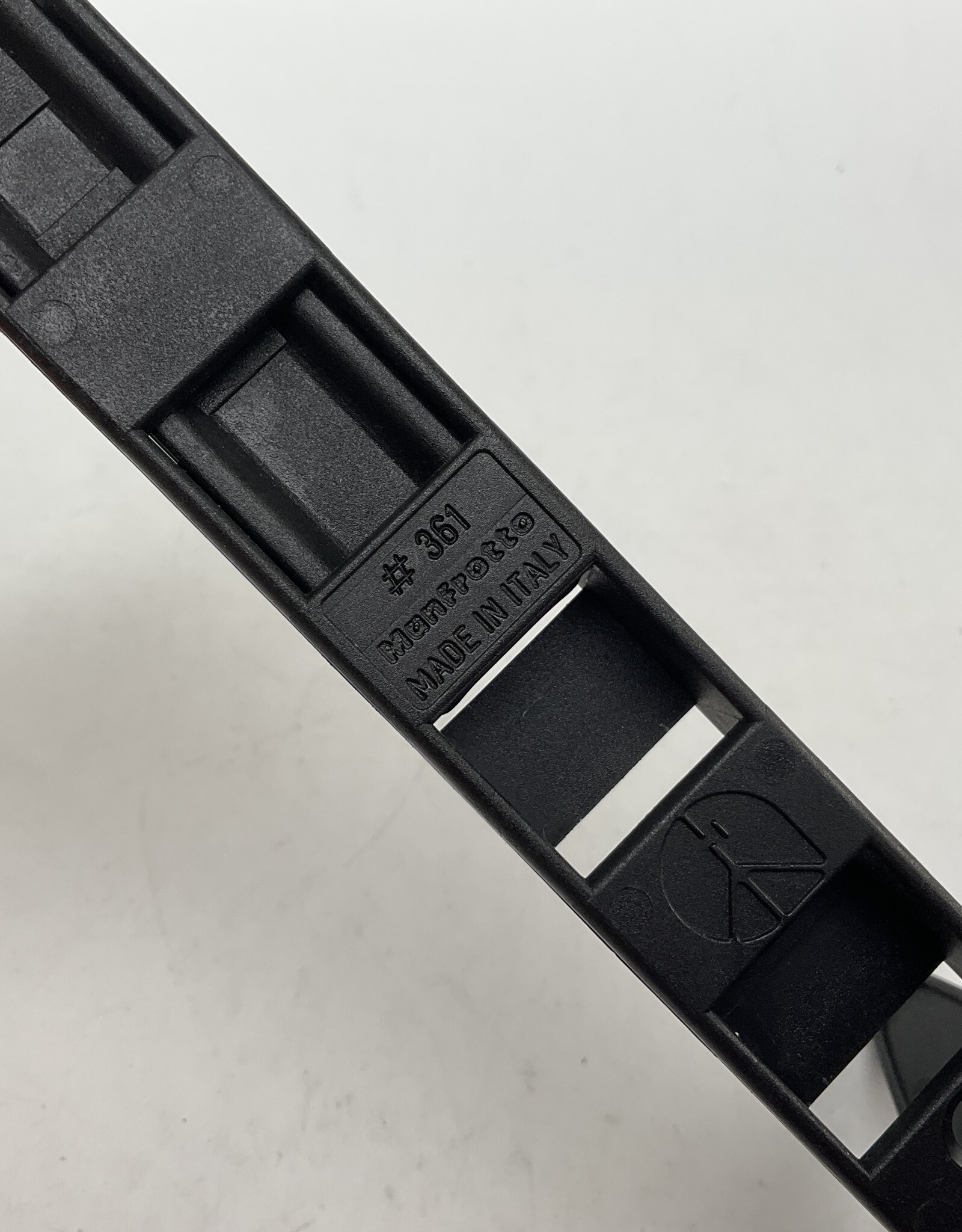 MANFROTTO Manfrotto 361 Shoulder Brace for Monopd Used Good
