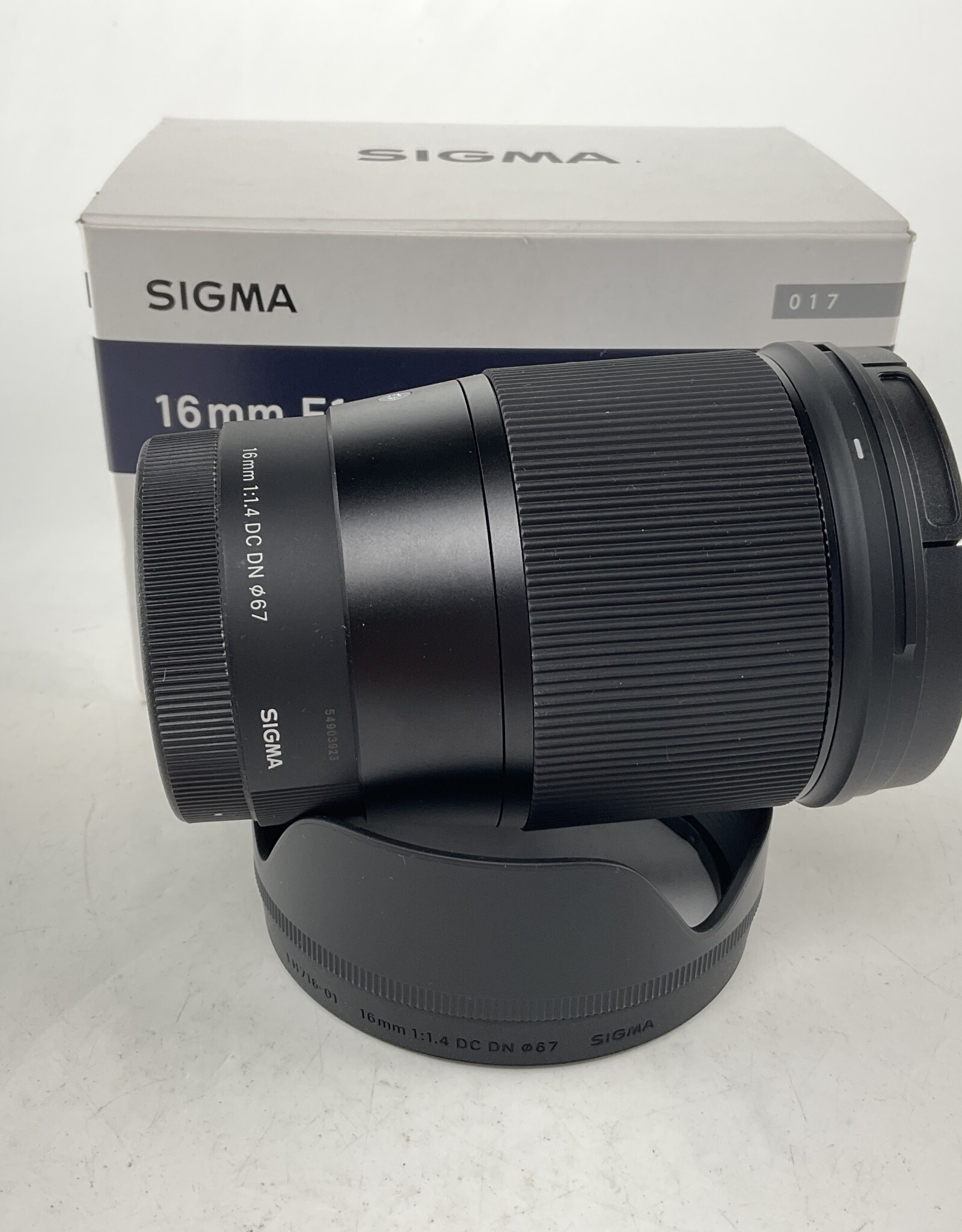 Sigma 16mm f1.4 DC DN Lens for Sony in Box Good Biggs Camera