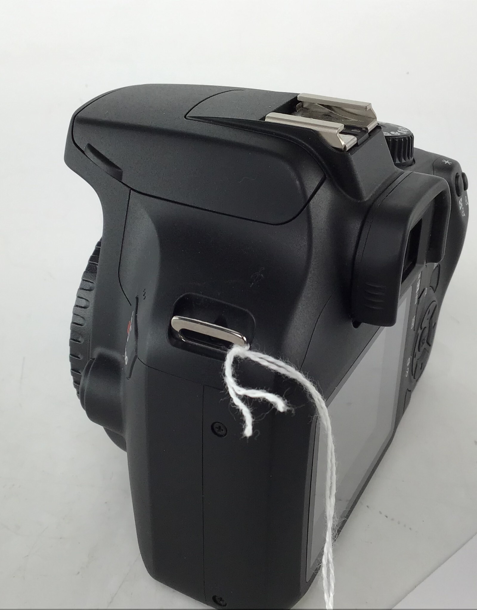 Canon EOS Rebel T100 Camera Body No Charger used EX Biggs Camera