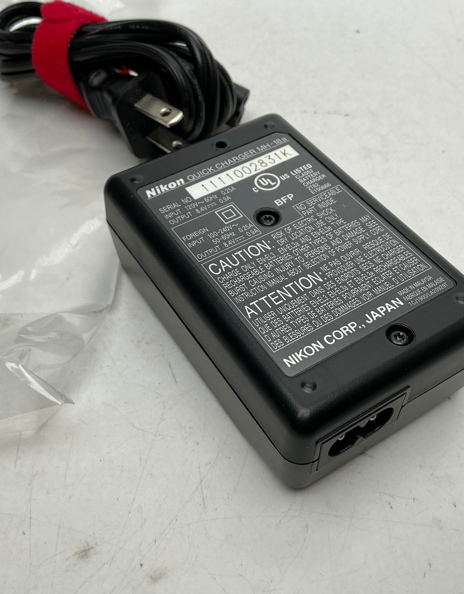 NIKON Nikon MH-18a Battery Charger Used Good