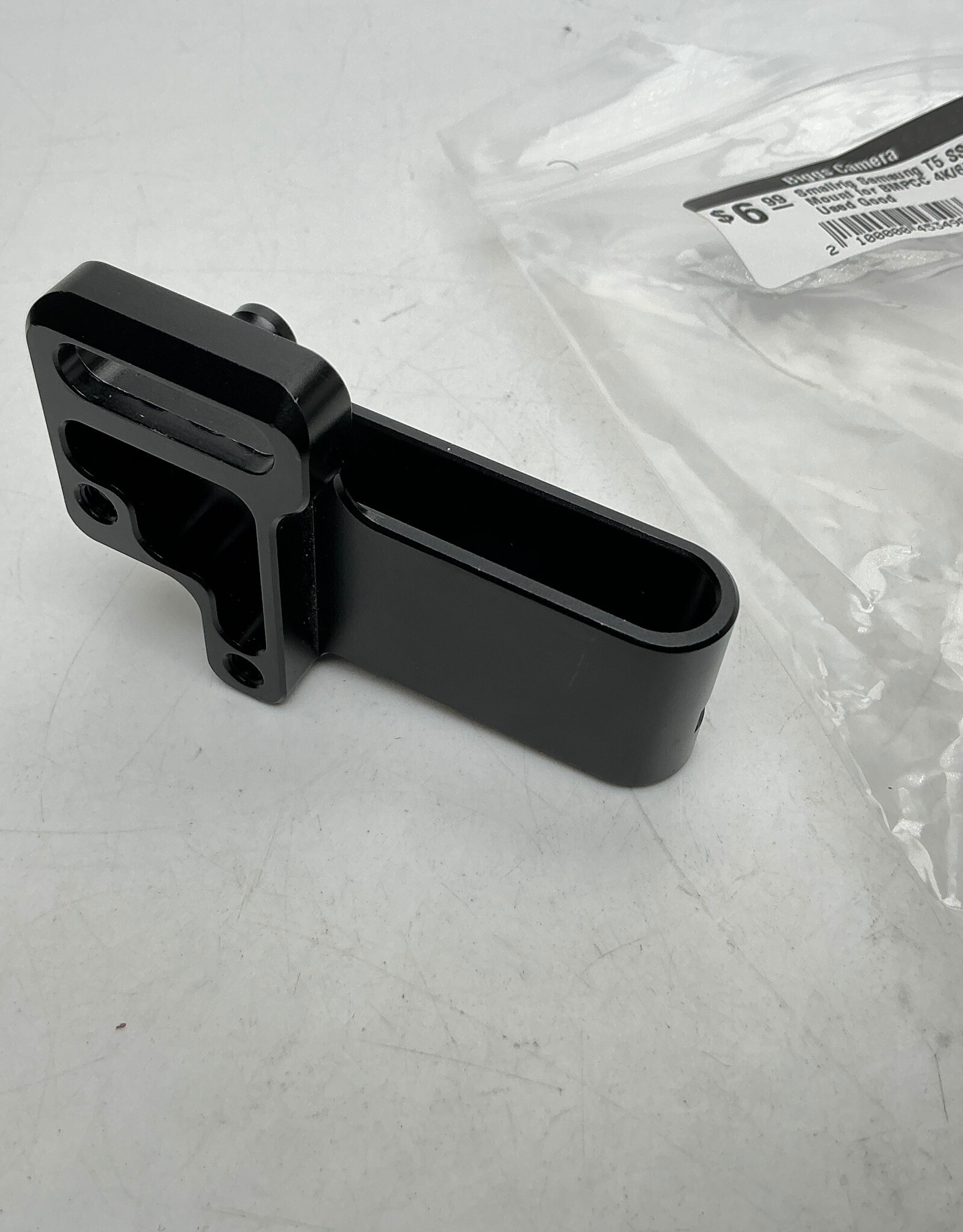 SmallRig Smallrig Samsung T5 SSD Mount for BMPCC 4K/6K Used Good
