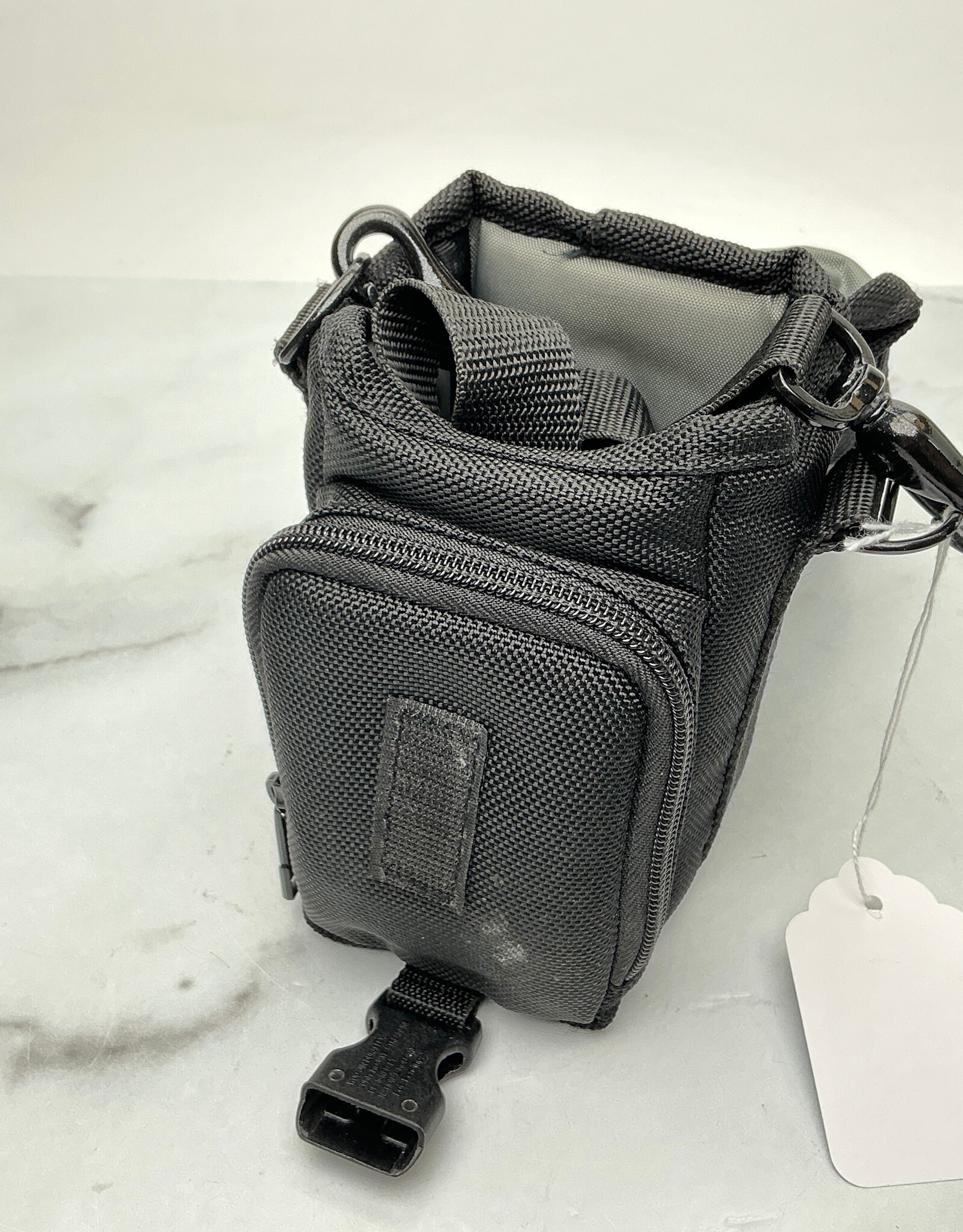 Tamrac Tamrac Camera Bag 5693 Used Good