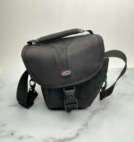 LOWEPRO Lowepro Small Case Used Good