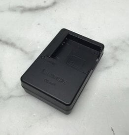 PANASONIC Panasonic Lumix DE-A91 Battery Charger Used Good
