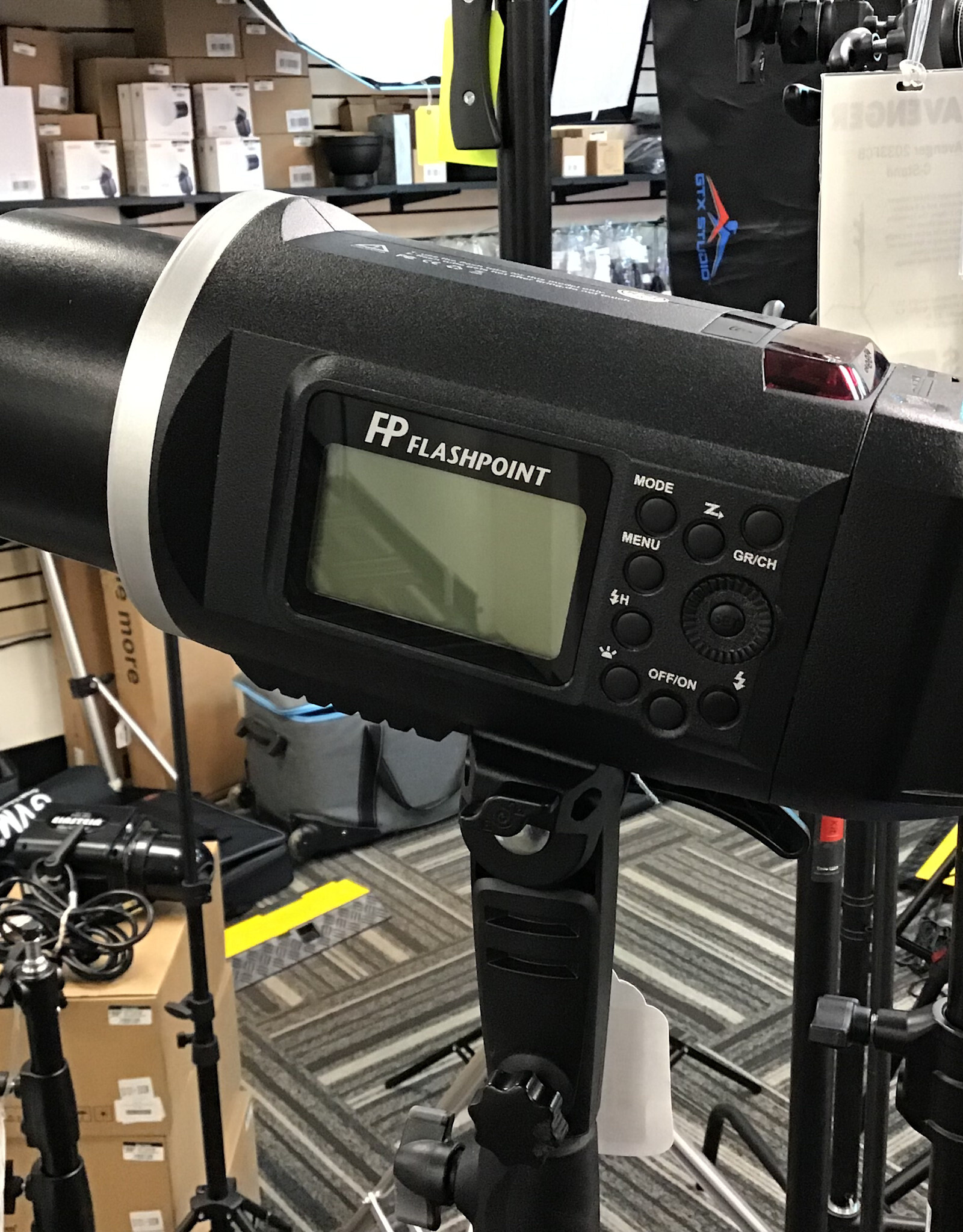 Flashpoint Flashpoint Xplor 600 TTL R2 Flash No Charger Used Good