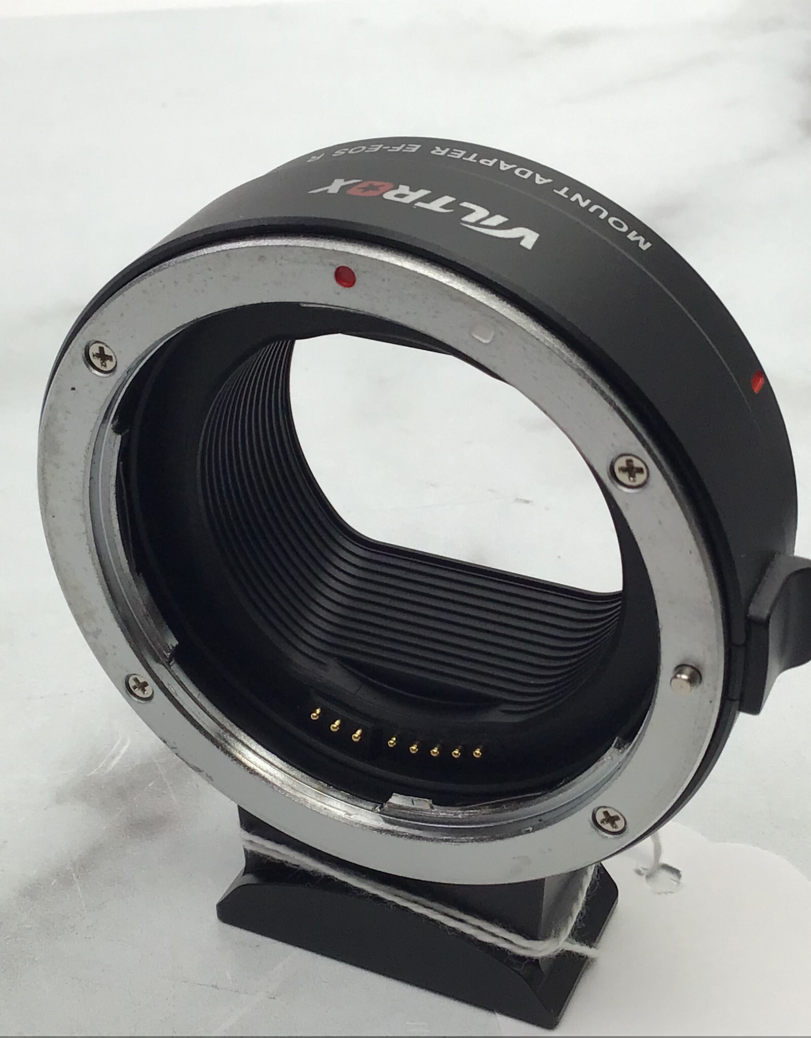 Viltrox Viltrox mount adapter EF-EOS R  Canon mt. Used Good