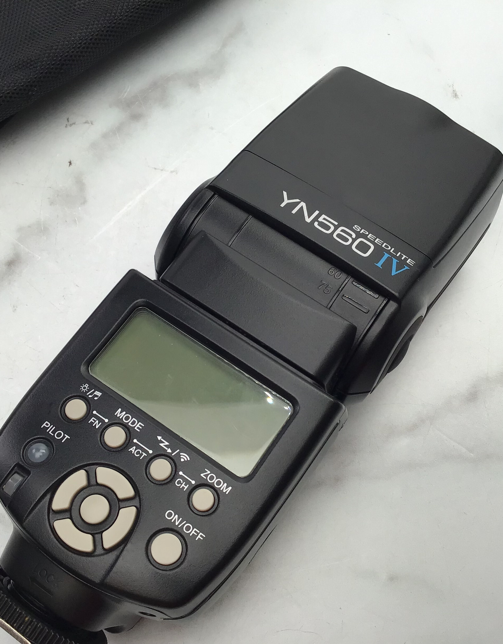 YONGNUO Yongnuo Speedlite YN560 IV Flash Used Good
