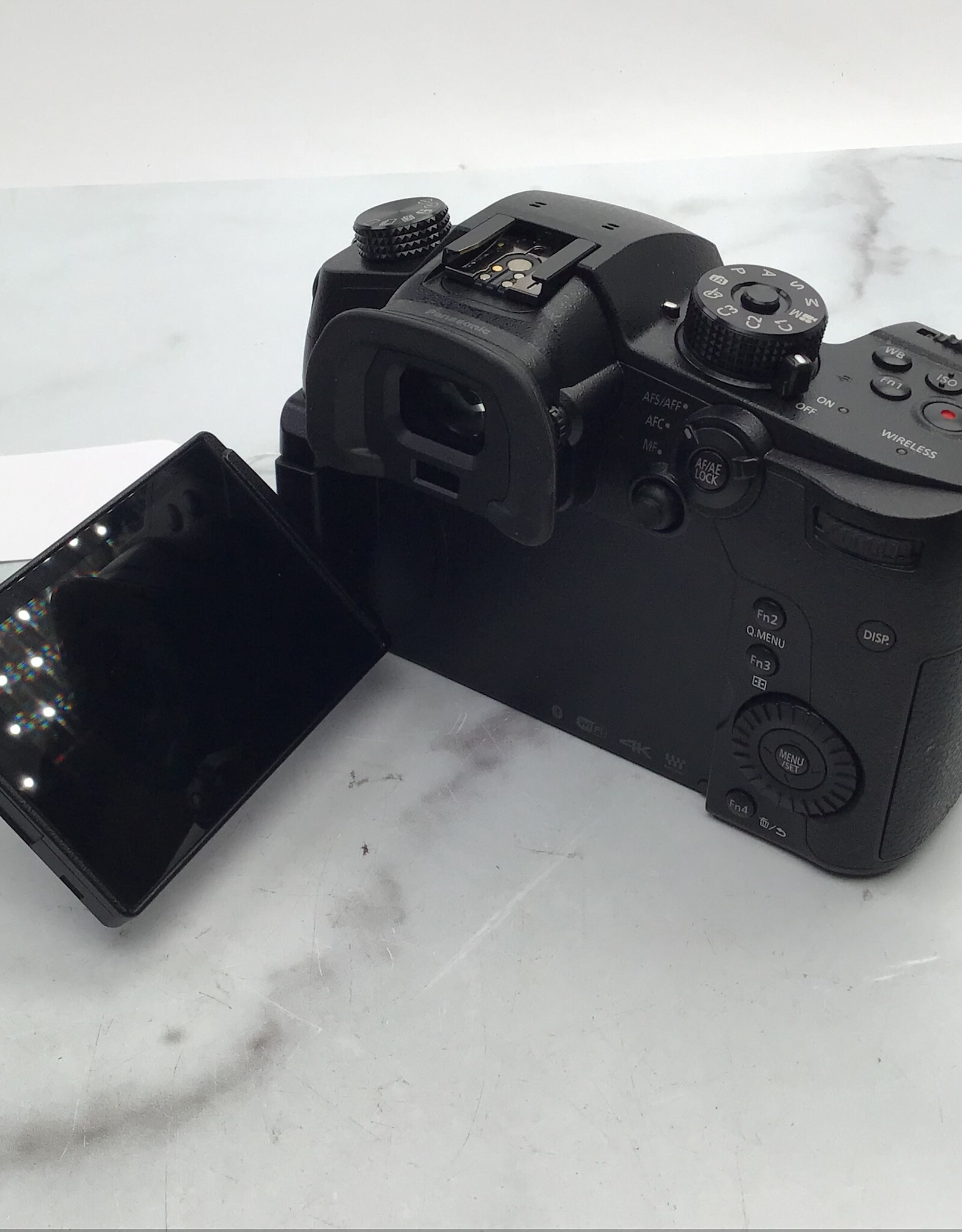 PANASONIC Panasonic Lumix GH5 Camera Body Used Good