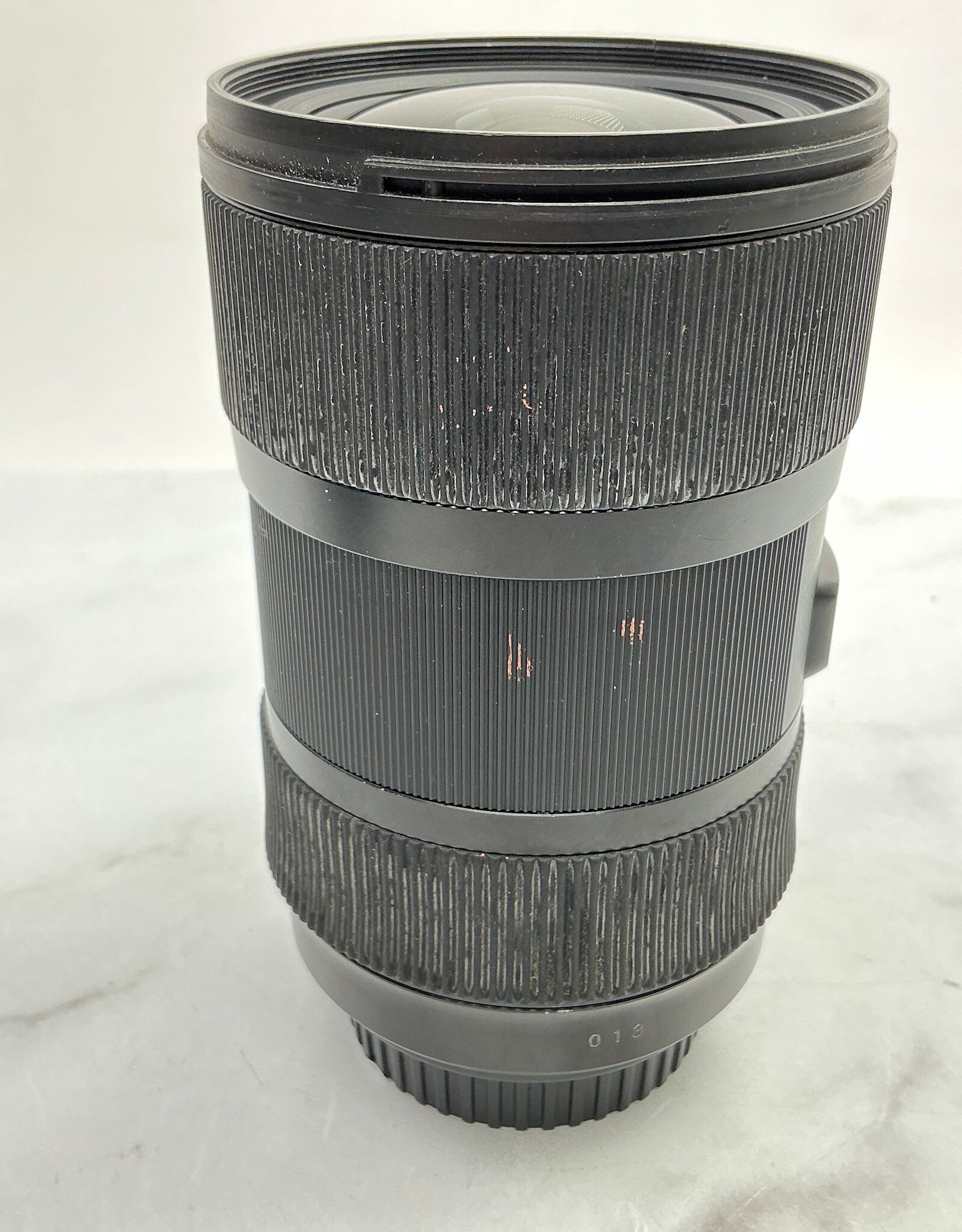 CANON Sigma 18-35mm f1.8 DC Art Lens for Canon EF Used Fair