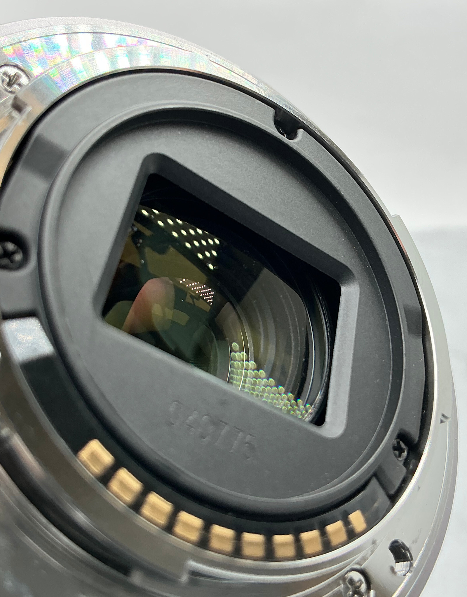 TAMRON Tamron 18-200mm f3.5-6.3 VC Lens for Sony E Used Good