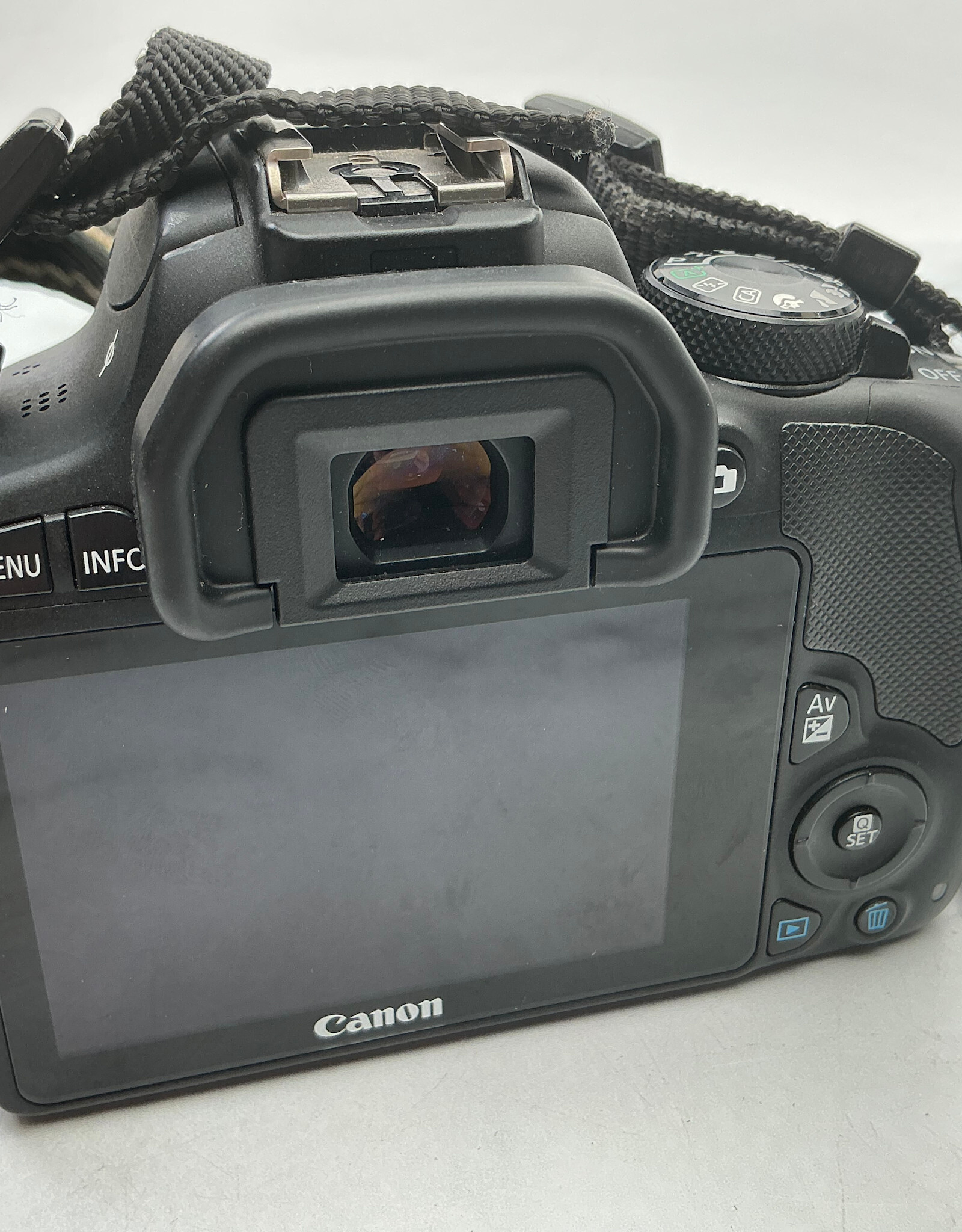 CANON Canon EOS Rebel SL1 Camera Body with Charger Used Good