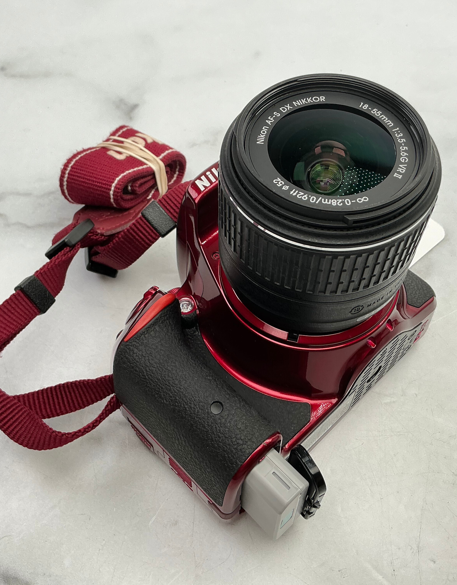 NIKON Nikon D5500 Red Camera w/ 18-55 Used Good