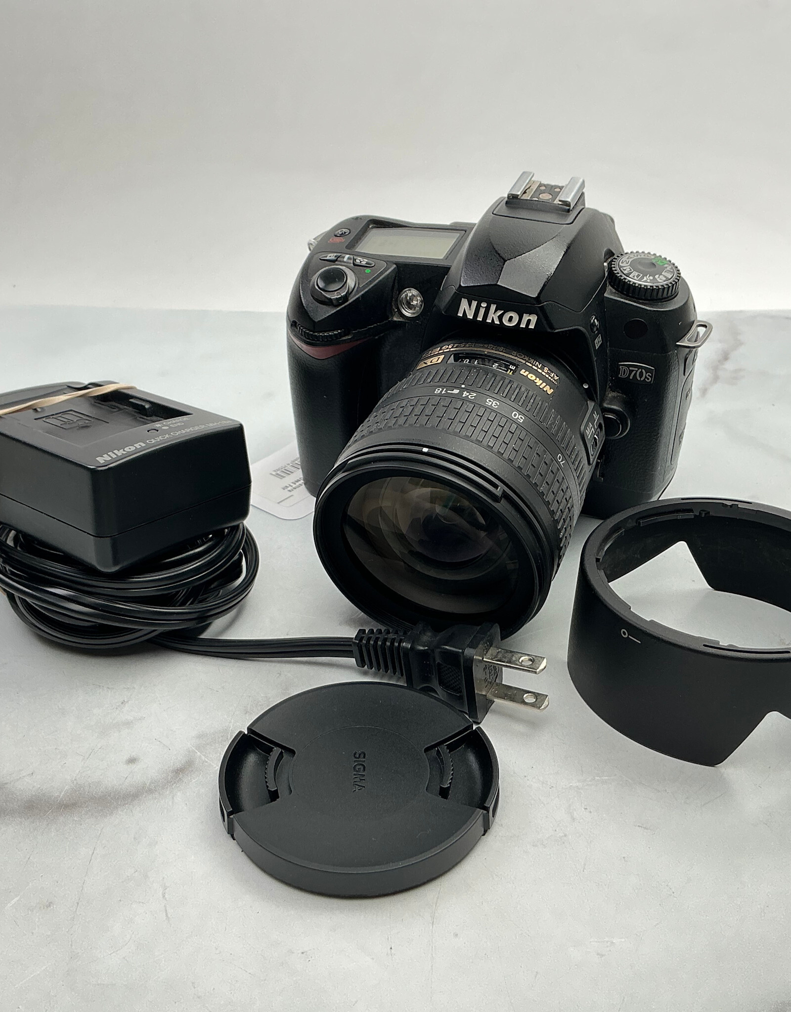 NIKON Nikon D70s Camera w/18-70 Used Fair