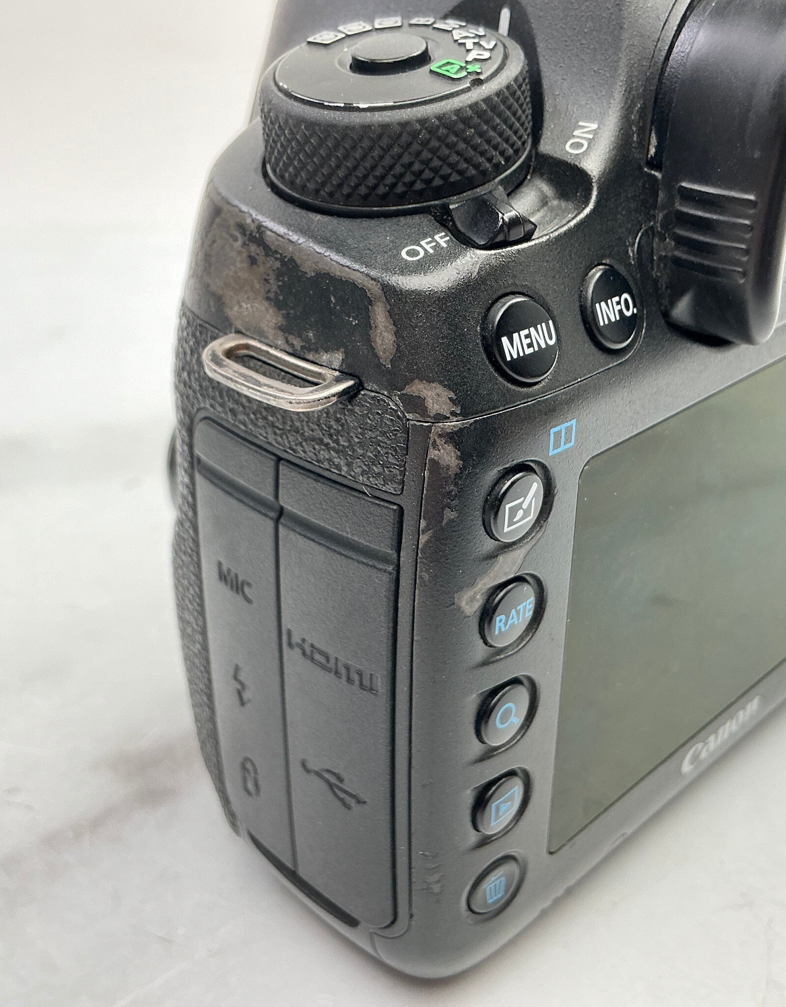 CANON Canon EOS 5Ds Camera  W/ Charger Used Fair
