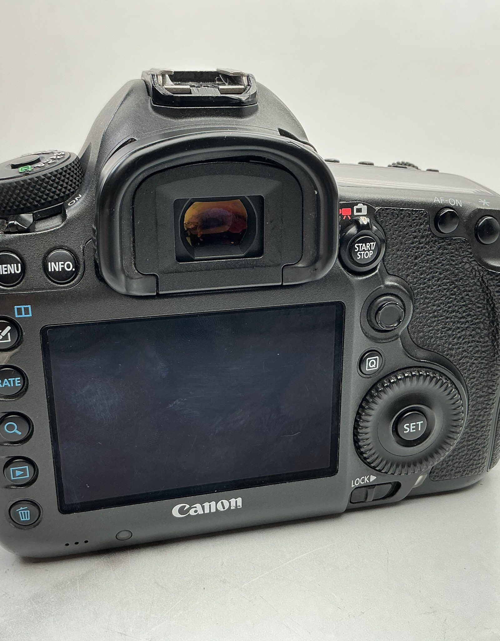 CANON Canon EOS 5Ds Camera  W/ Charger Used Fair