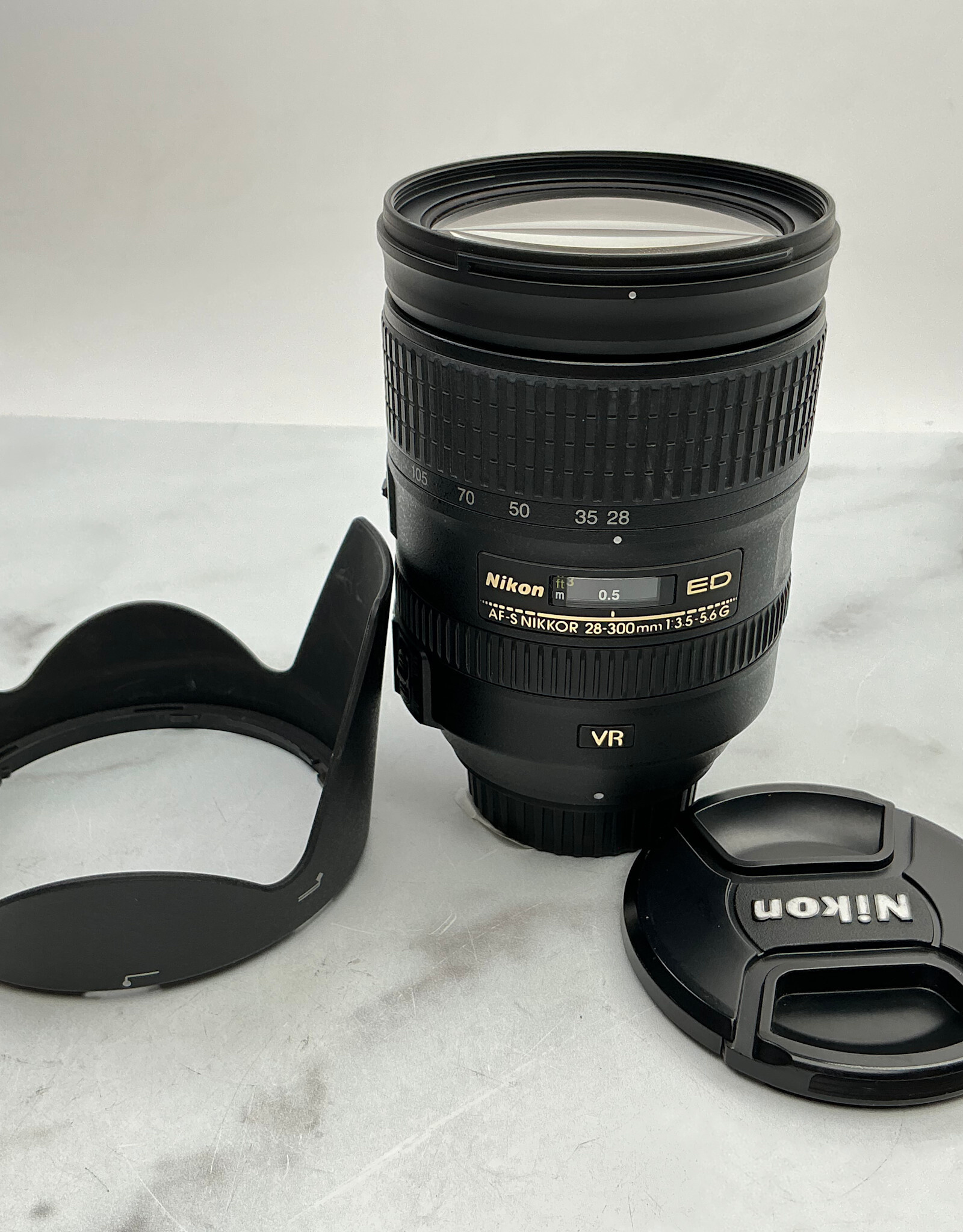 NIKON Nikon AF-S Nikkor 28-300mm f3.5-5.6 G ED VR Lens Used Good