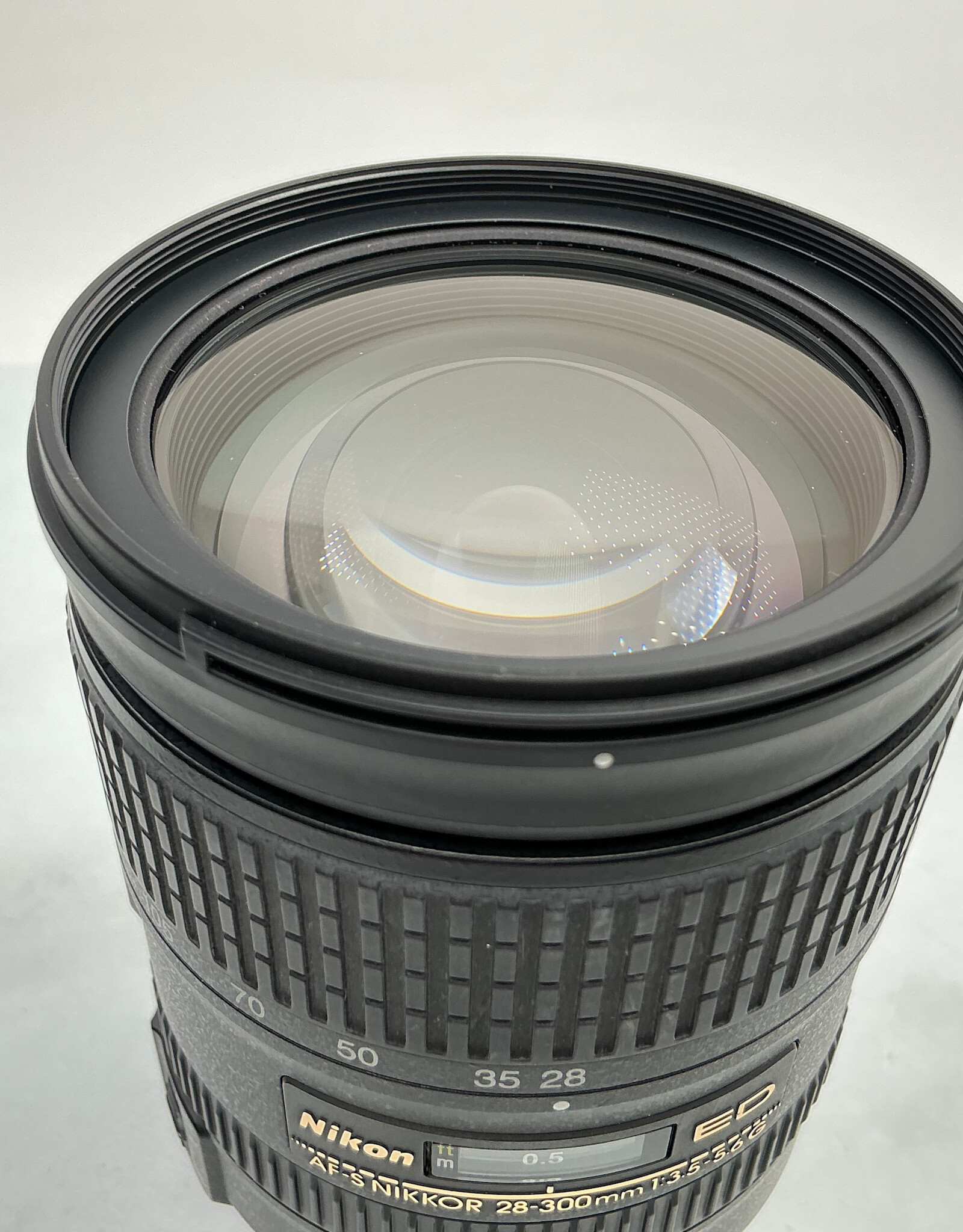 NIKON Nikon AF-S Nikkor 28-300mm f3.5-5.6 G ED VR Lens Used Good