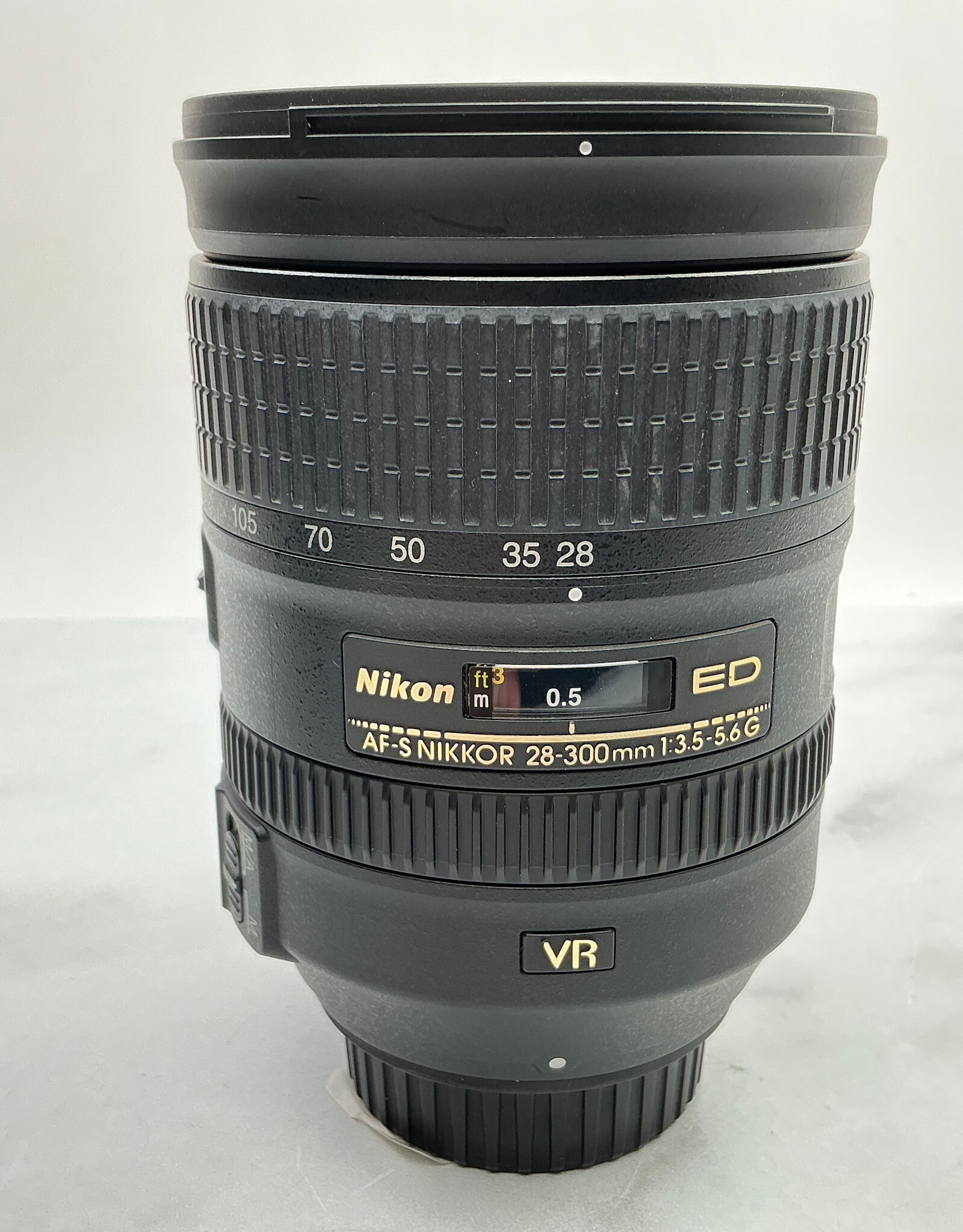 NIKON Nikon AF-S Nikkor 28-300mm f3.5-5.6 G ED VR Lens Used Good