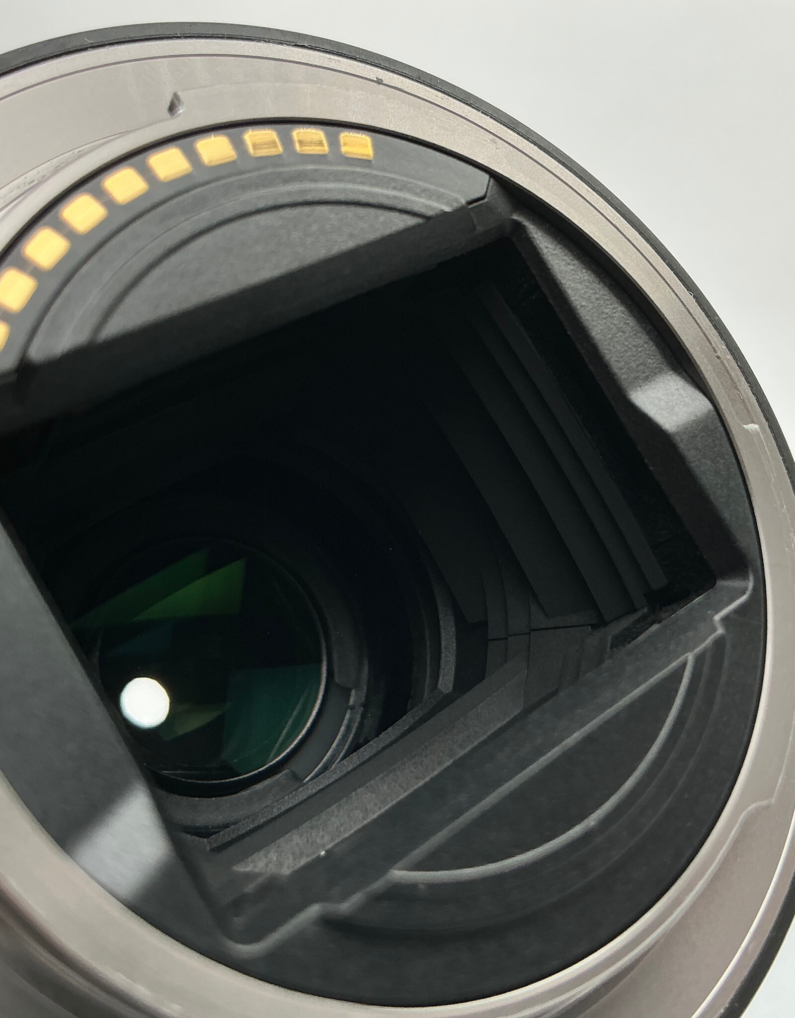 SONY Sony FE 28-70mm f3.5-5.6 OSS Lens w/ Hood Used Good