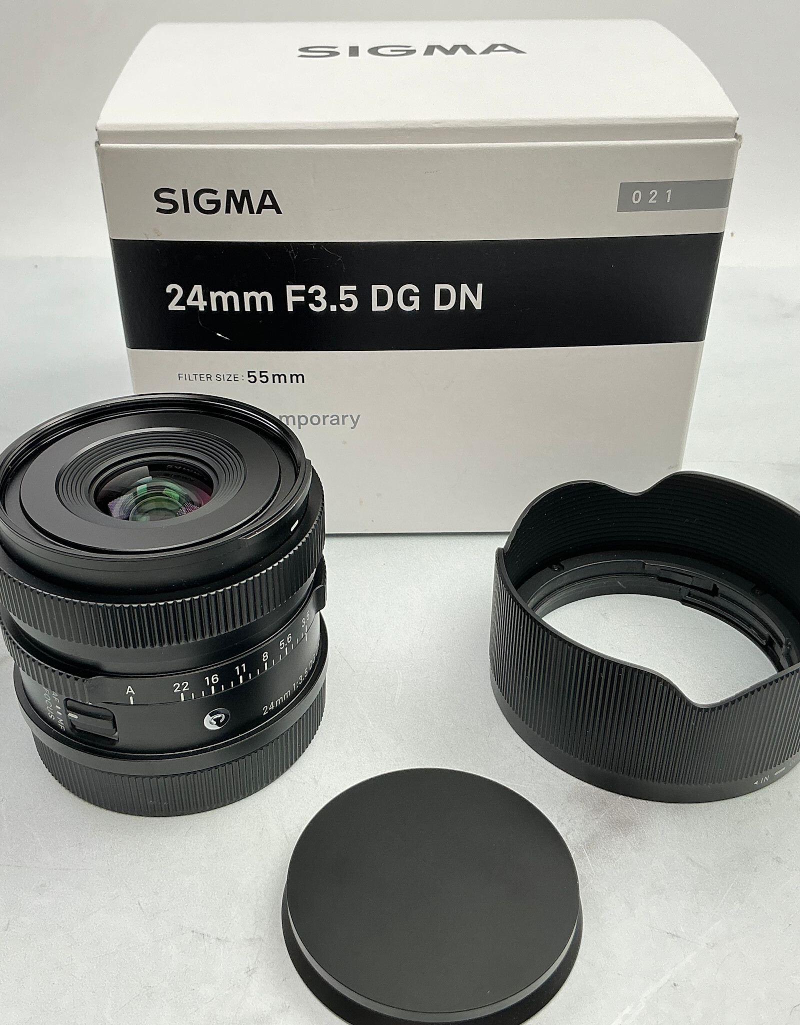 SIGMA Sigma 24mm f3.5 DG DN Lens for L Mount Used EX