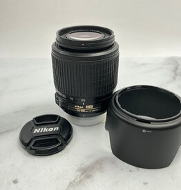 NIKON Nikon 55-200mm F4.5-5.6 DX lens w/hood Use Good