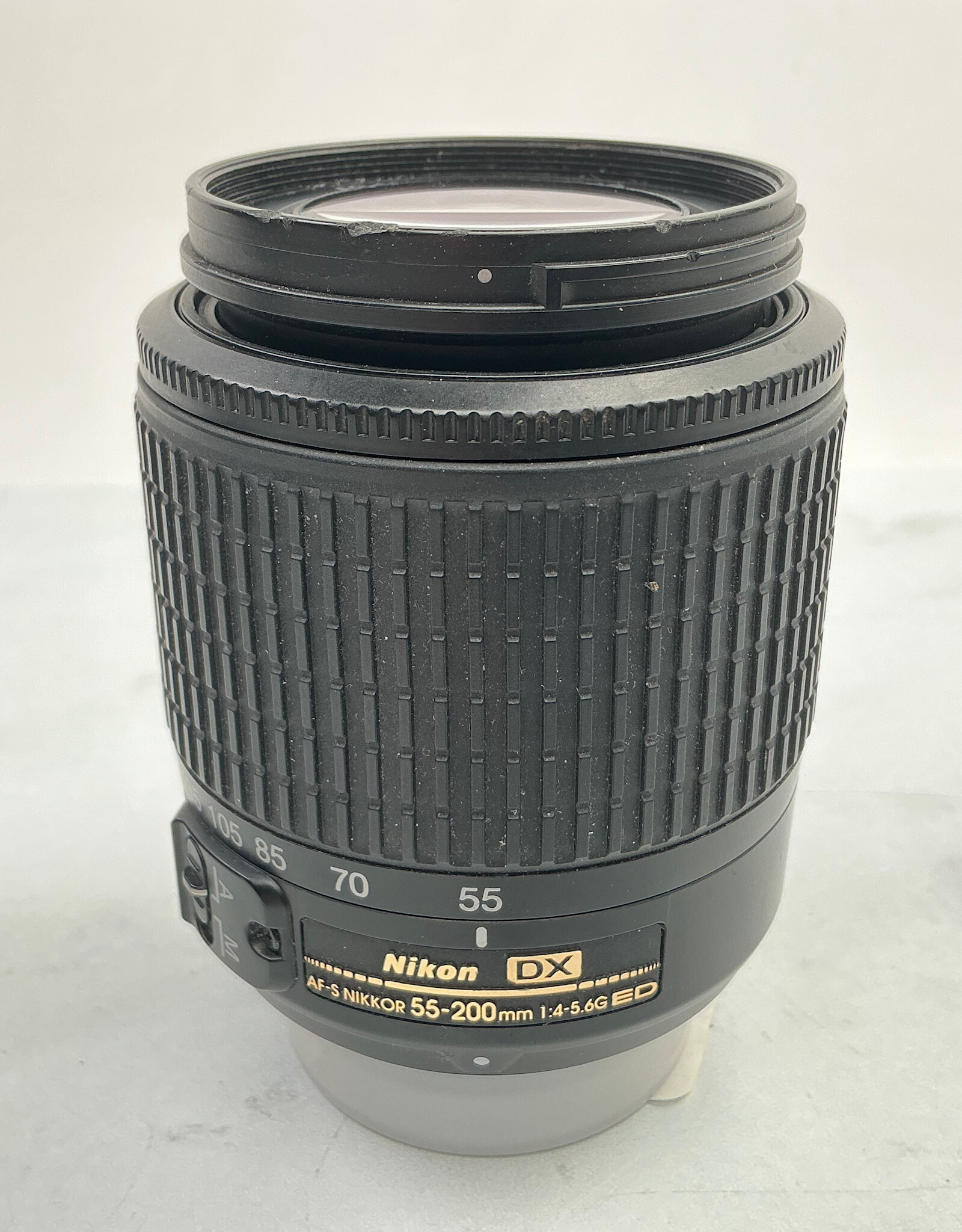 NIKON Nikon 55-200mm F4.5-5.6 DX lens w/hood Use Good