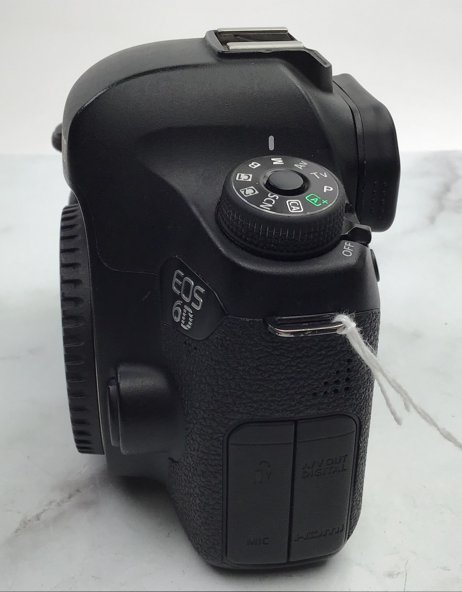 CANON Canon 6D Camera Body w/ Charger Used Fair