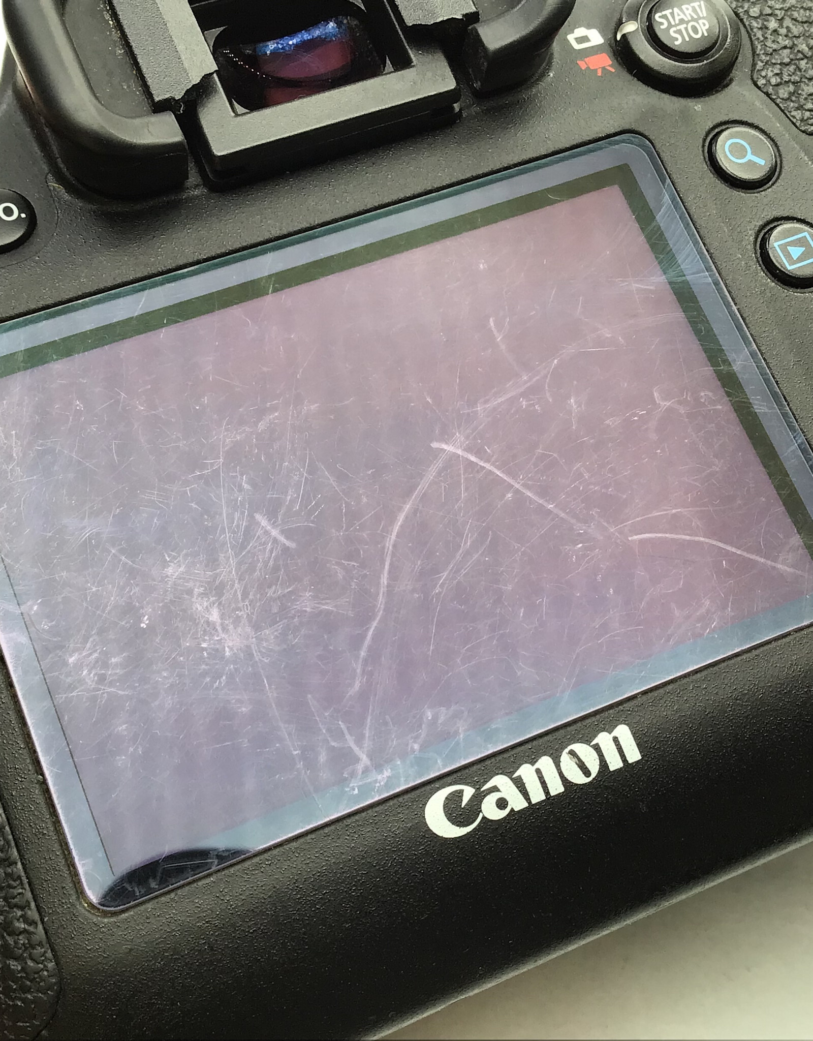 CANON Canon 6D Camera Body w/ Charger Used Fair