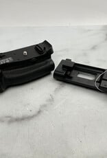 CANON Nikon MB-D17 Battery Grip Used Good