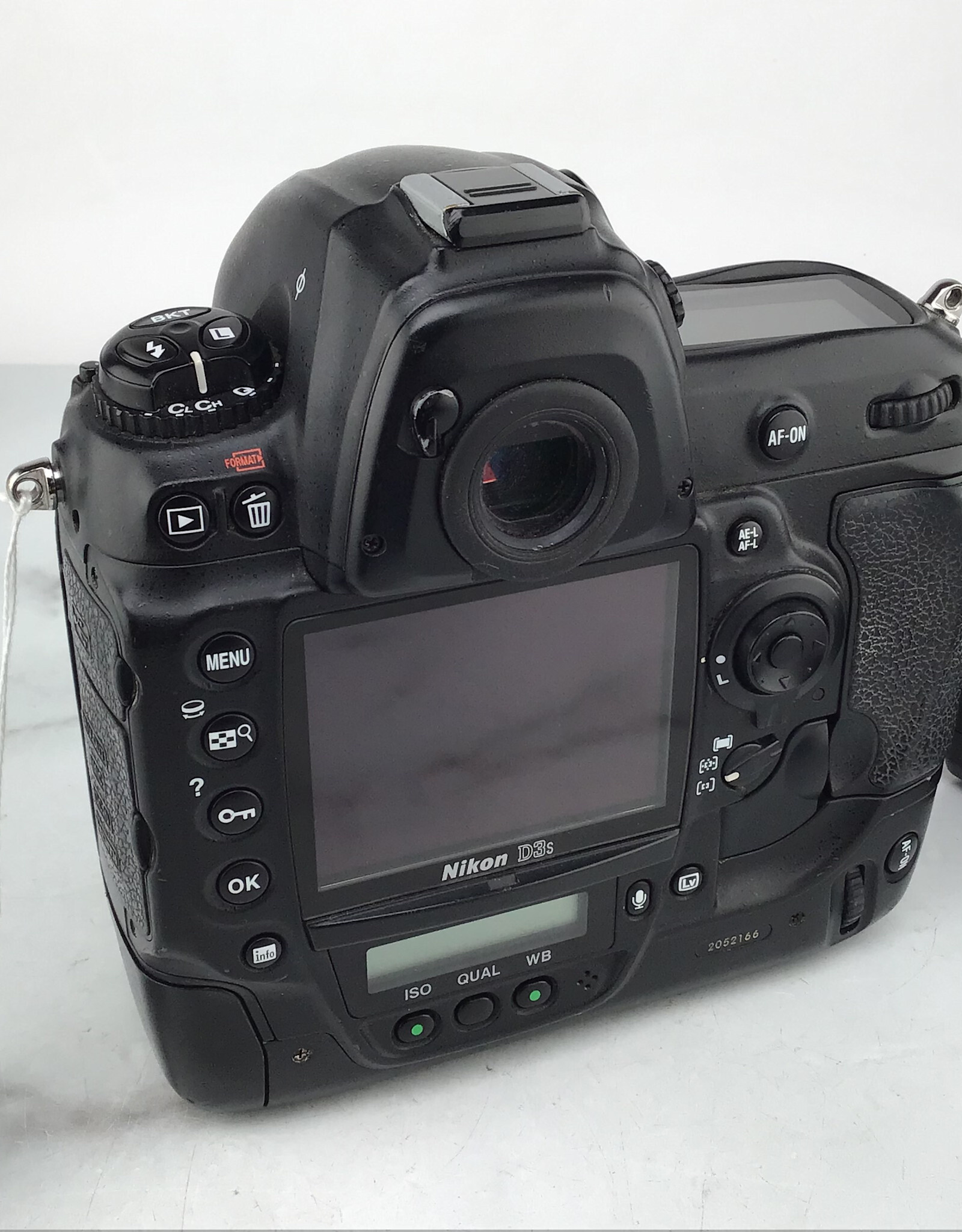 NIKON Nikon D3S Camera Body Shutter Count 228166 Used Fair