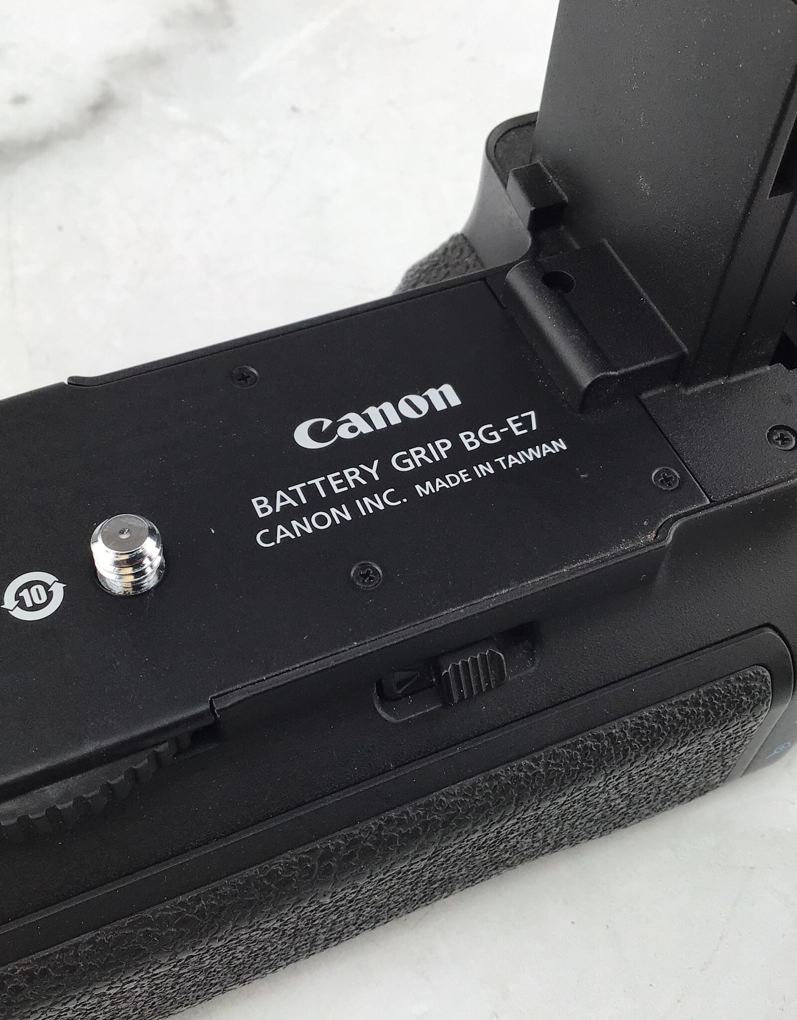 CANON Canon Battery Grip BG-E7 Used Good