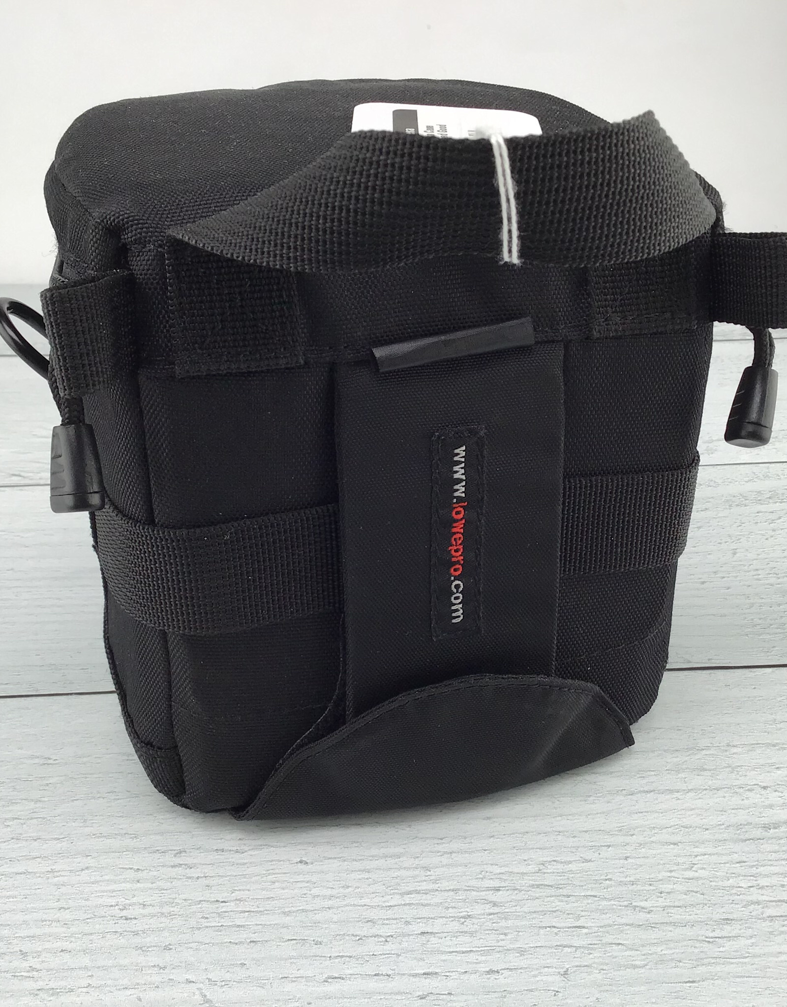 LOWEPRO Lowepro Lens Case 11x11cm Used Good