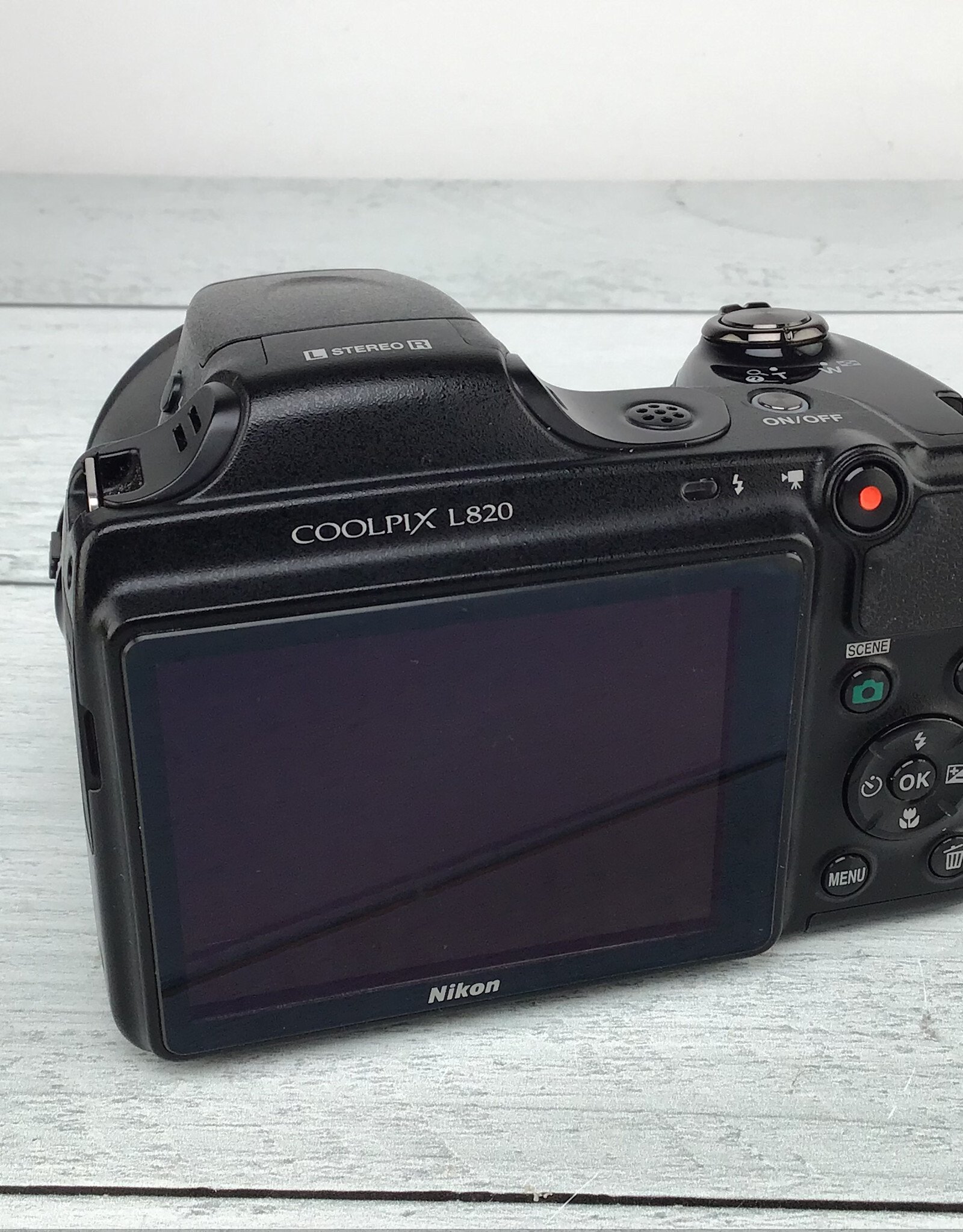 NIKON Nikon Coolpix L820 Camera in Box Used Fair