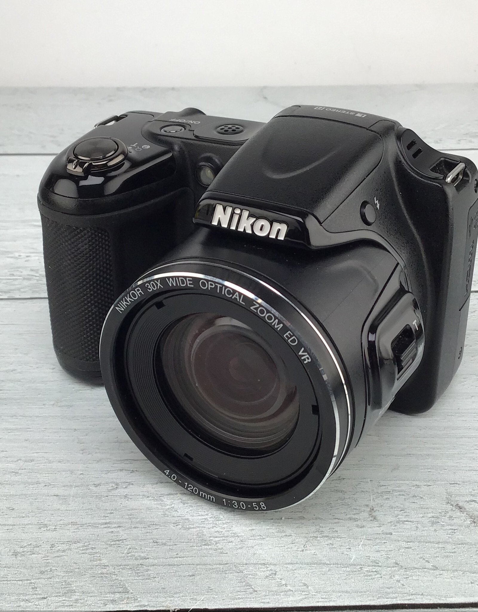 NIKON Nikon Coolpix L820 Camera in Box Used Fair