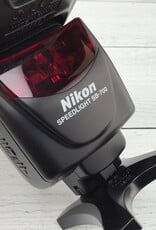 NIKON Nikon SB-700 Speedlight Flash in Case Used Good