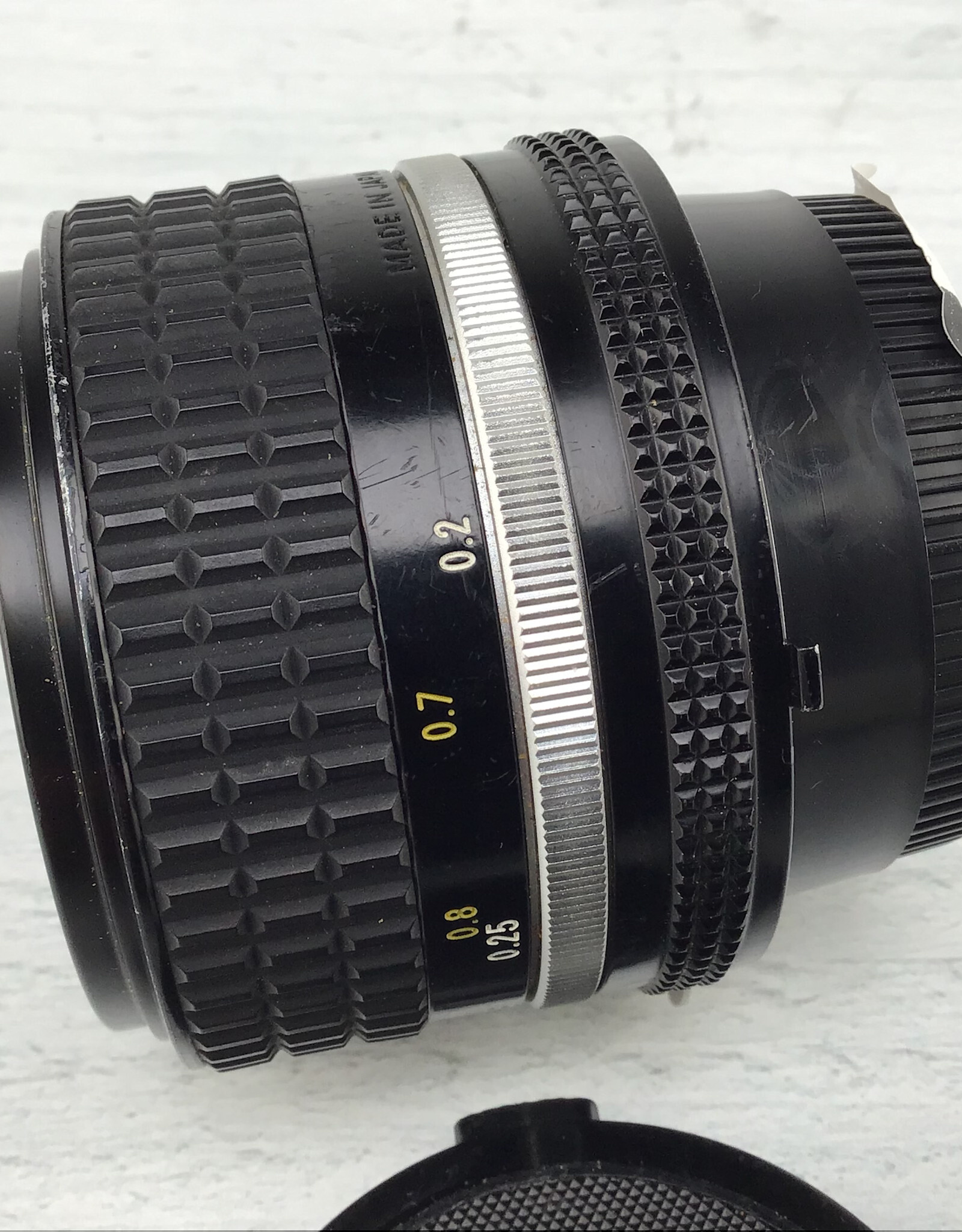 NIKON Nikon AI-S 28mm f2.8 Lens Used Fair