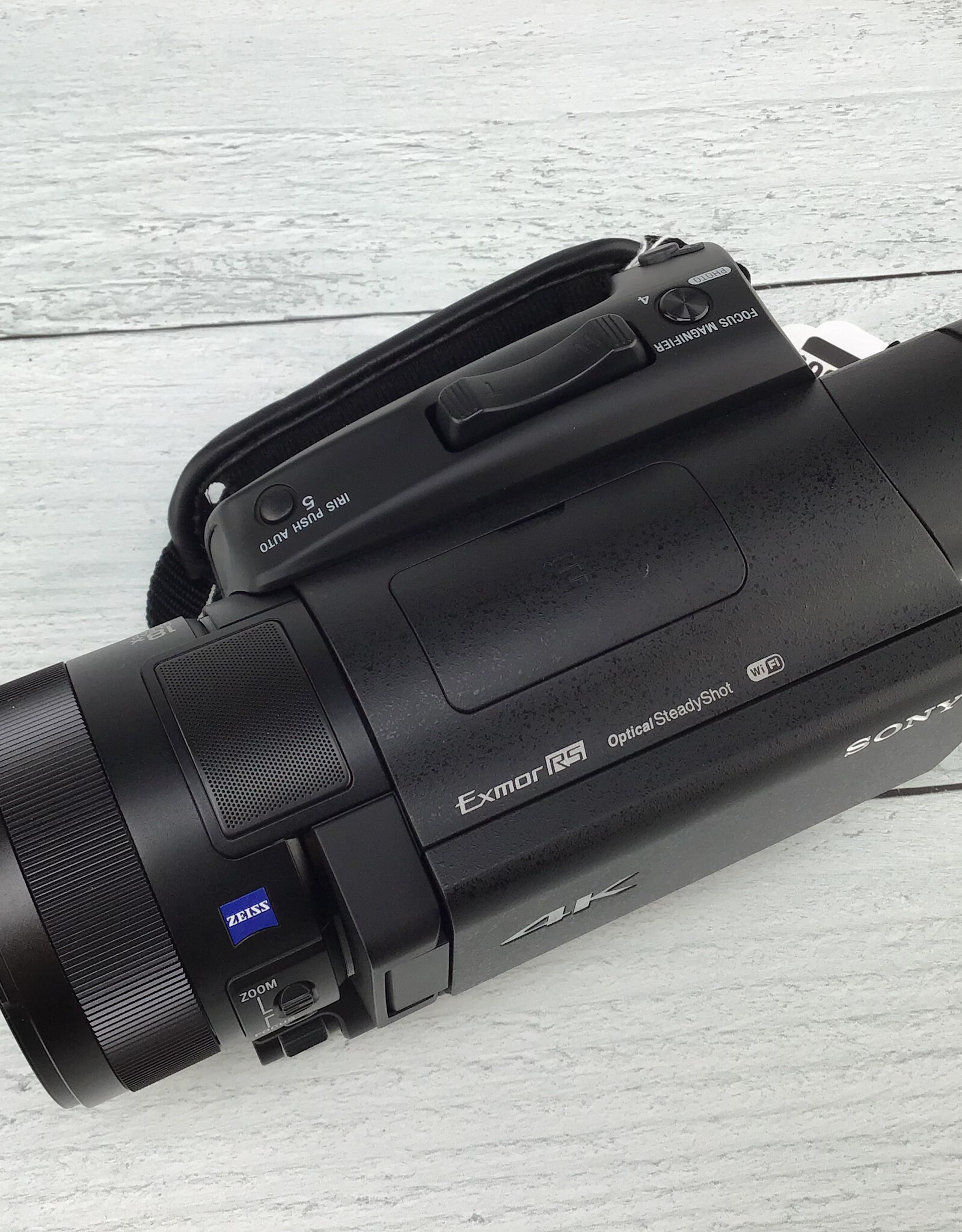 SONY Sony Handycam FDR-AX700 Camcorder No Charger Used Good