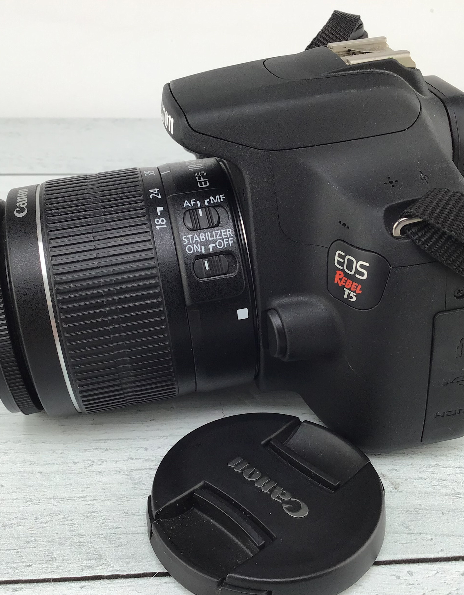 CANON Canon Rebel T5 Camera w/18-55mm IS II Lens No Charger Used Good