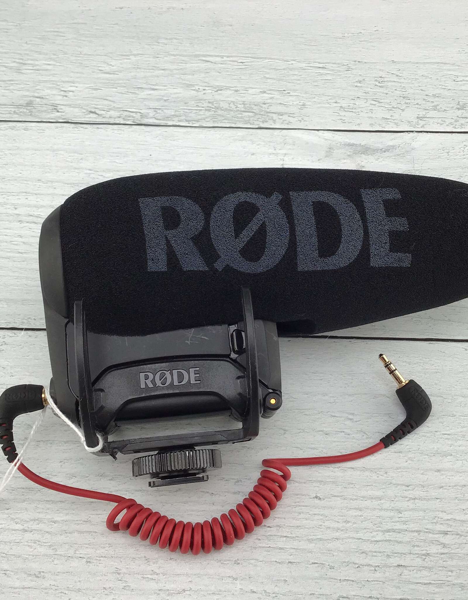 RODE Rode Video Mic Pro + w/cords Used Good
